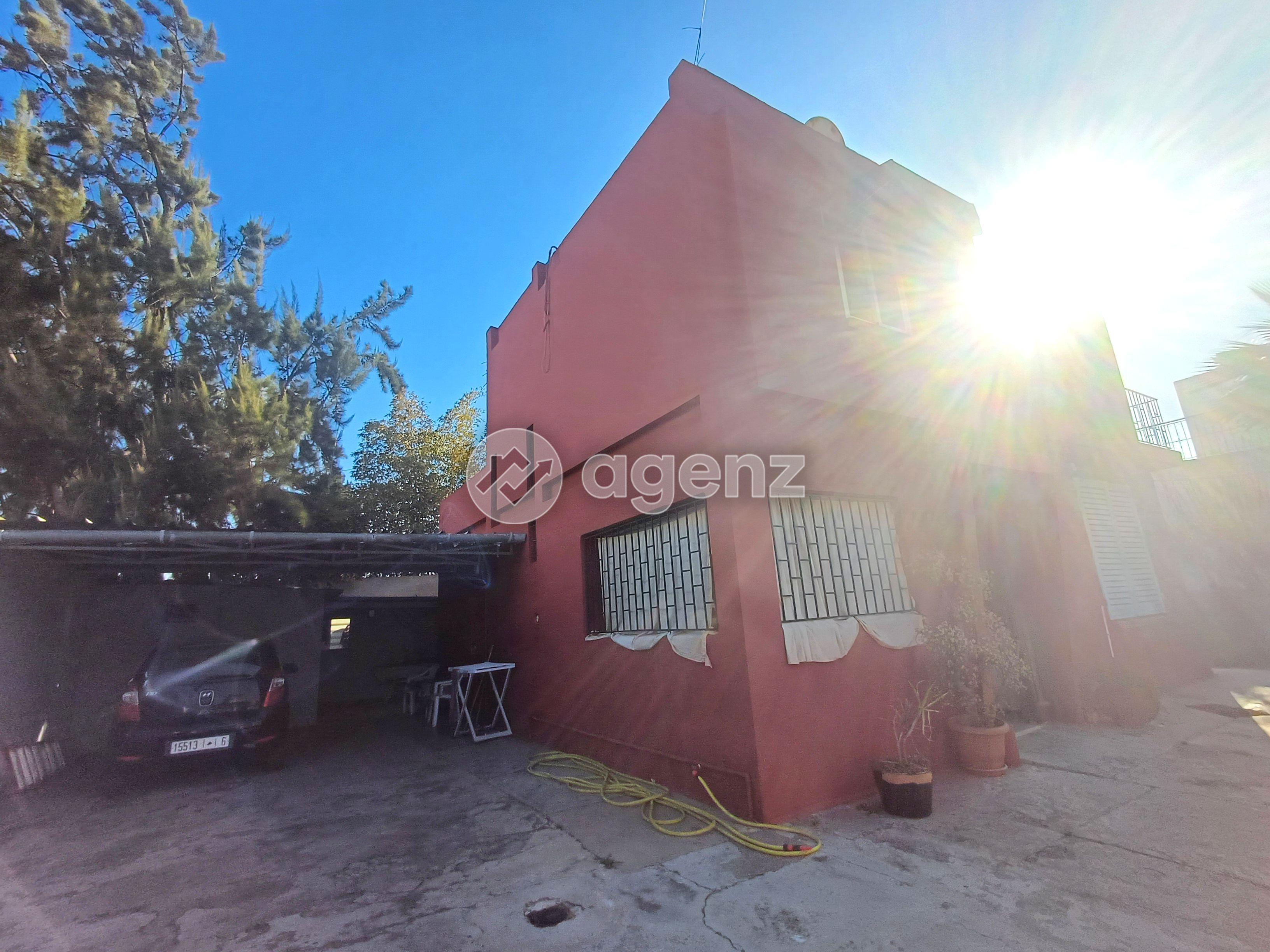 Villa à vendre à Oasis — 2