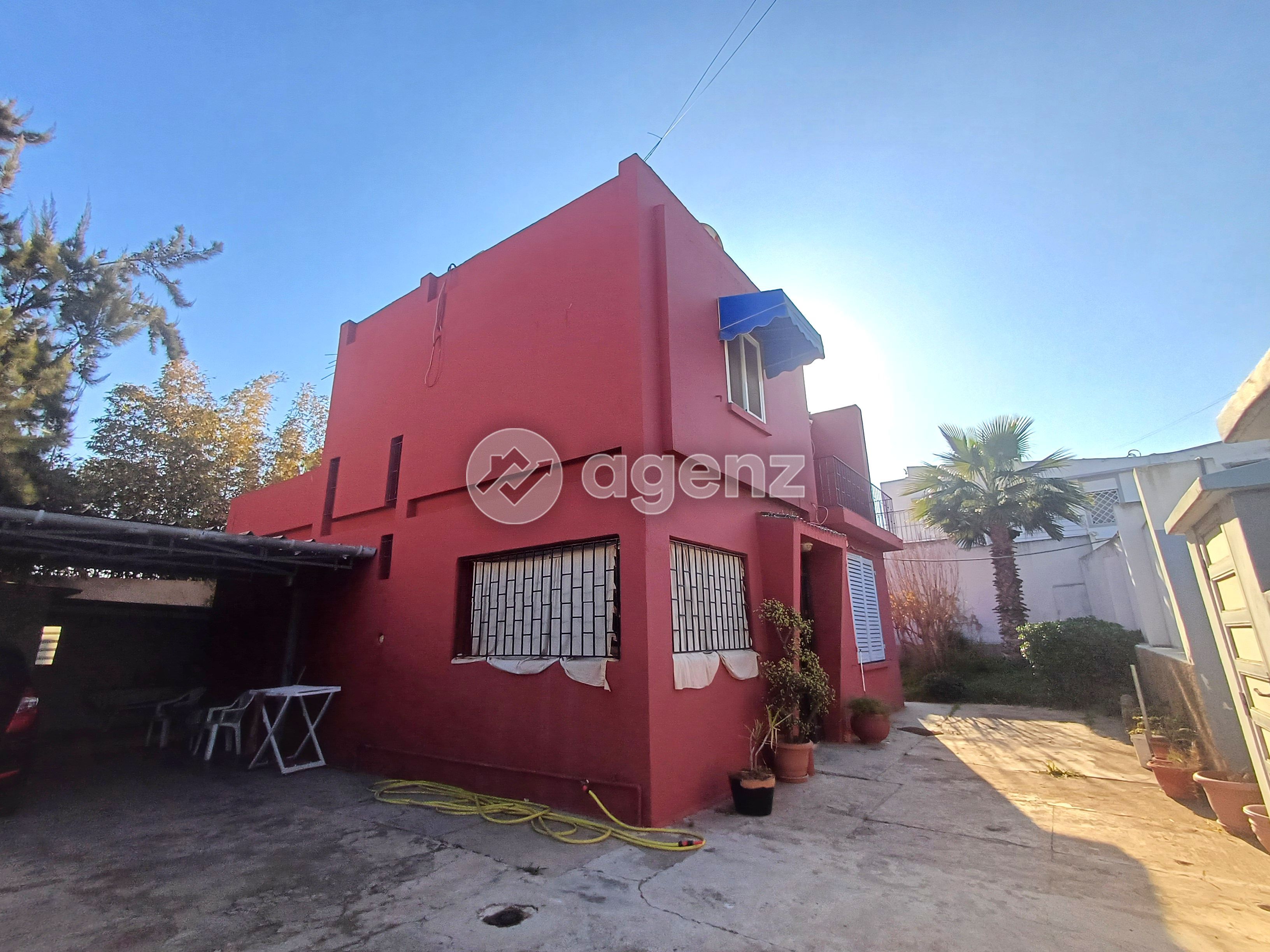 Villa à vendre à Oasis