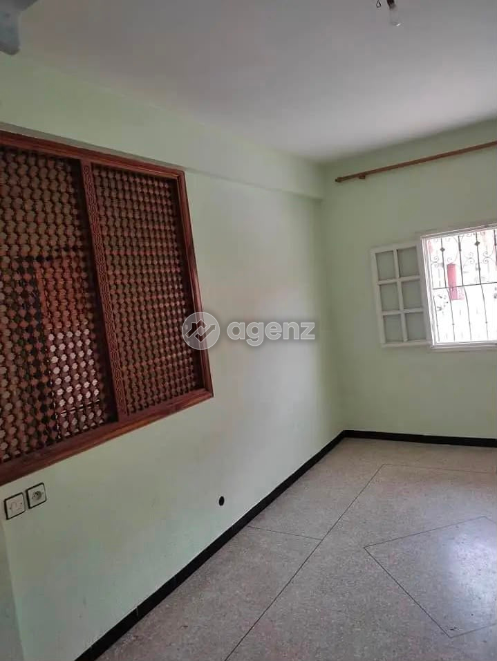 Exceptionnel appartement de 2 chambres à vendre à massira 2 — 4
