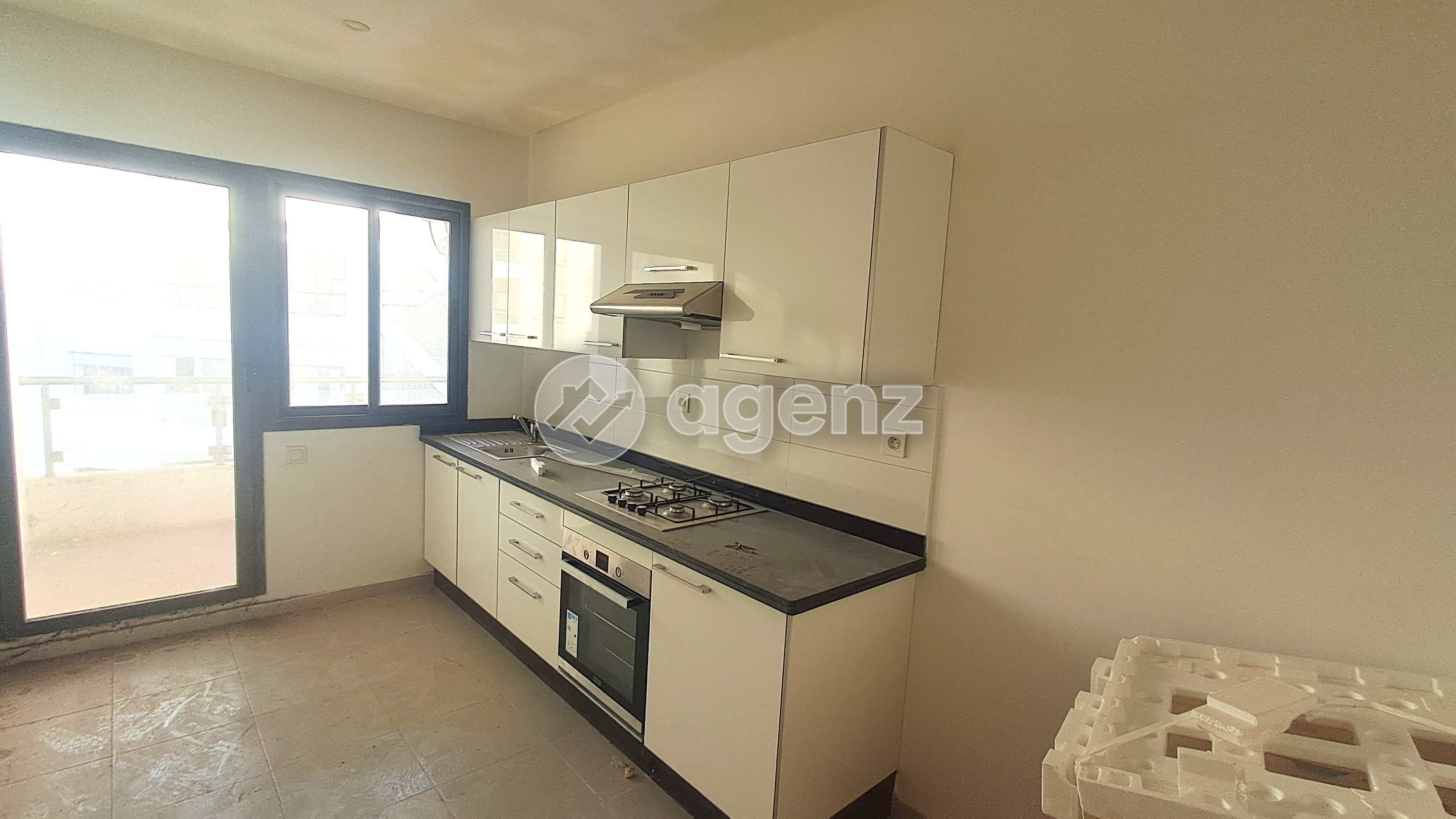UN APPARTEMENT PRÊT À VIVRE — 2