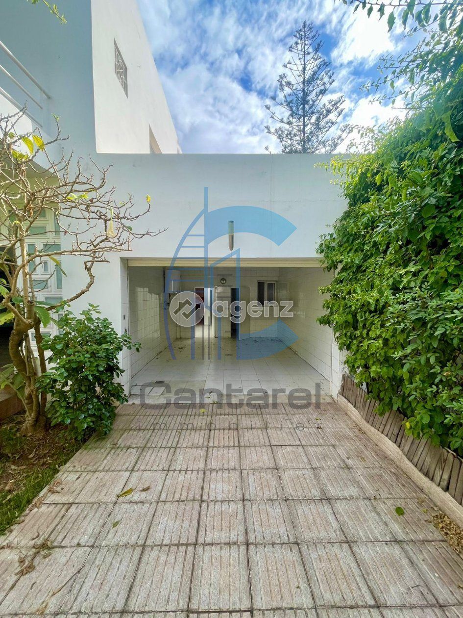 Villa 293 m² à Hay Alfarah — 2