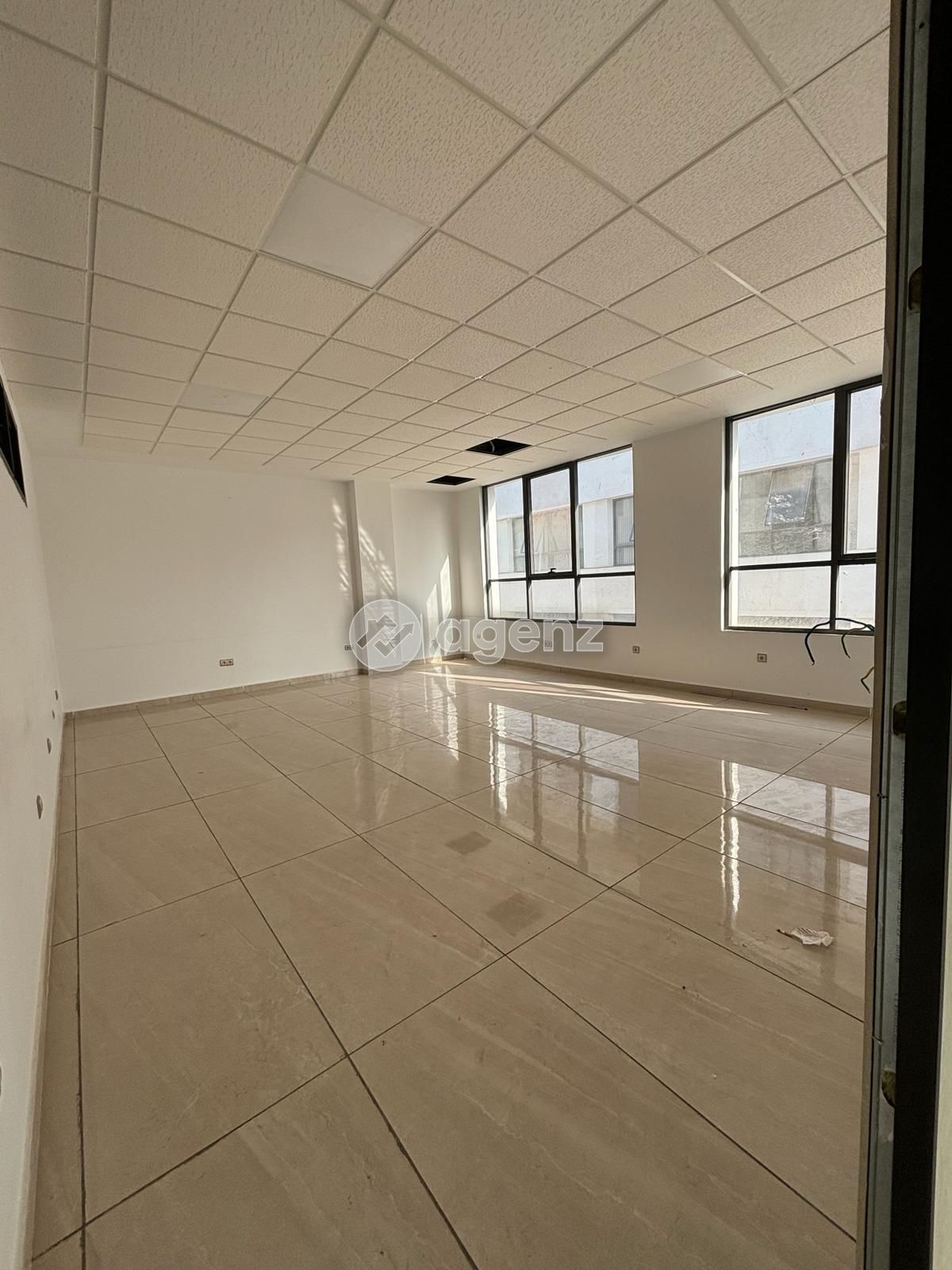 Bureau — Casablanca — 2