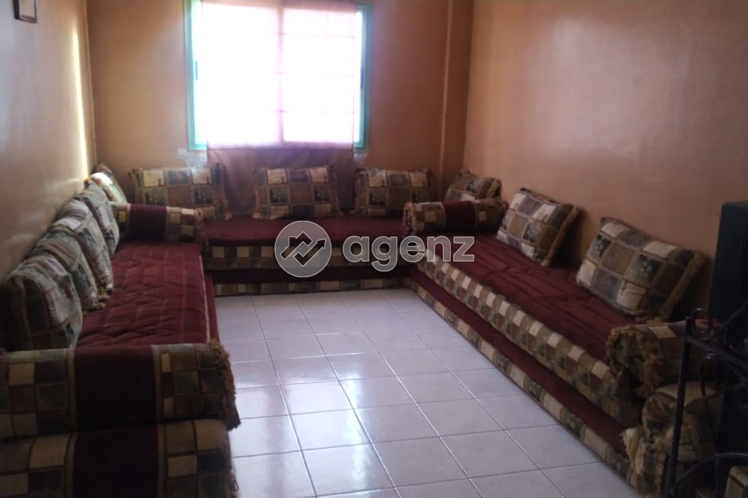 Appartement de 2 chambres ensoleillé à vendre à Essaada