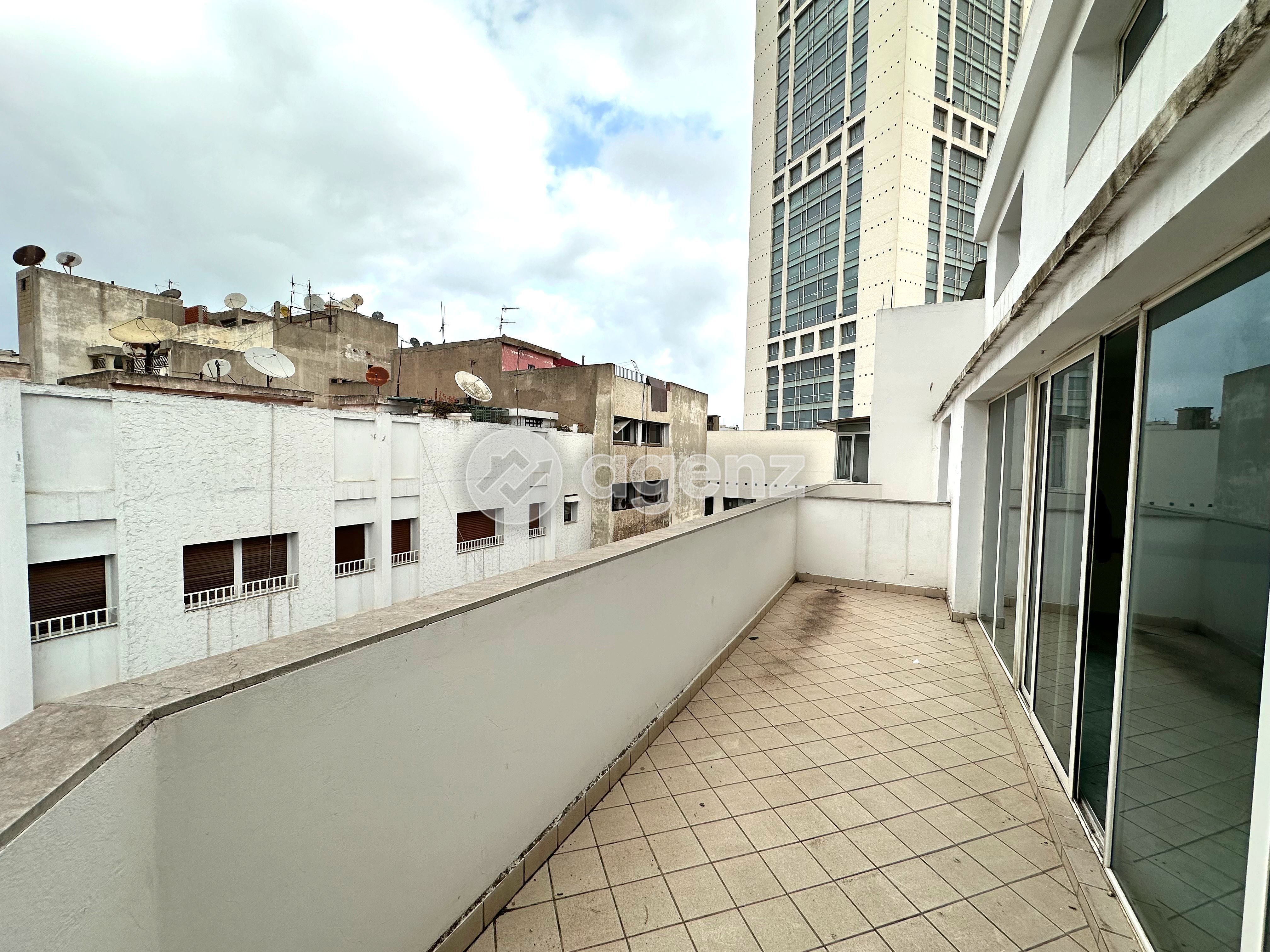 Bureau — Casablanca