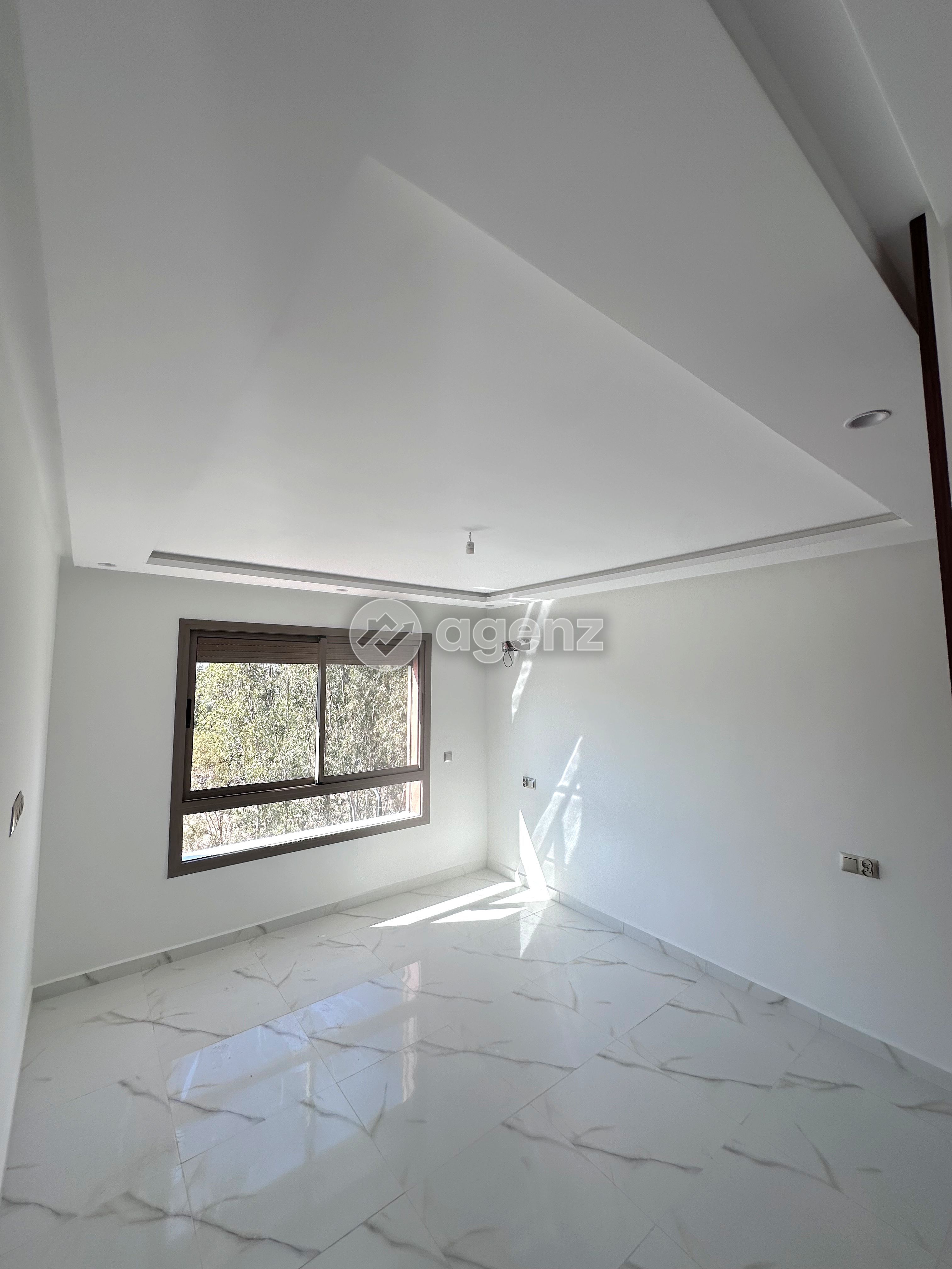 Magnifique appartement de 2 chambres à vendre à Tassoultante
Vivez le parfait équilibre entre sérénité et proximité !
 — 4