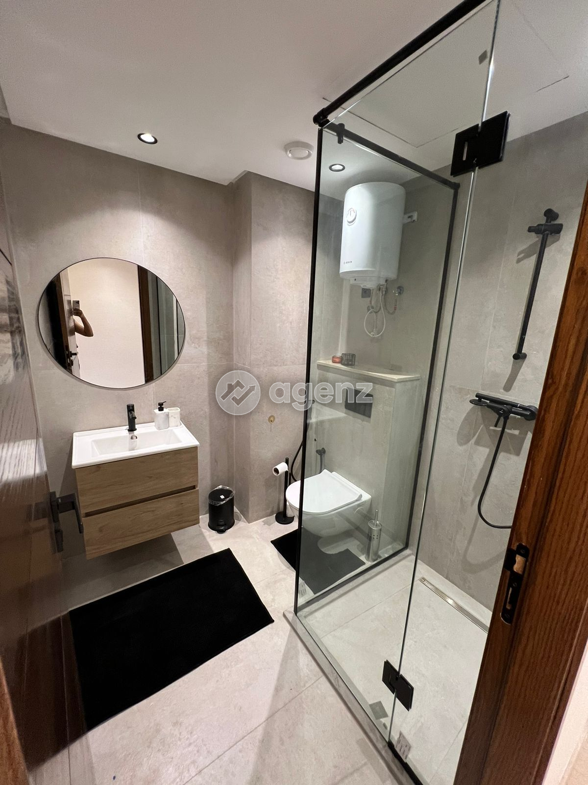 Appartement avec double exposition, proche du CFC — 5