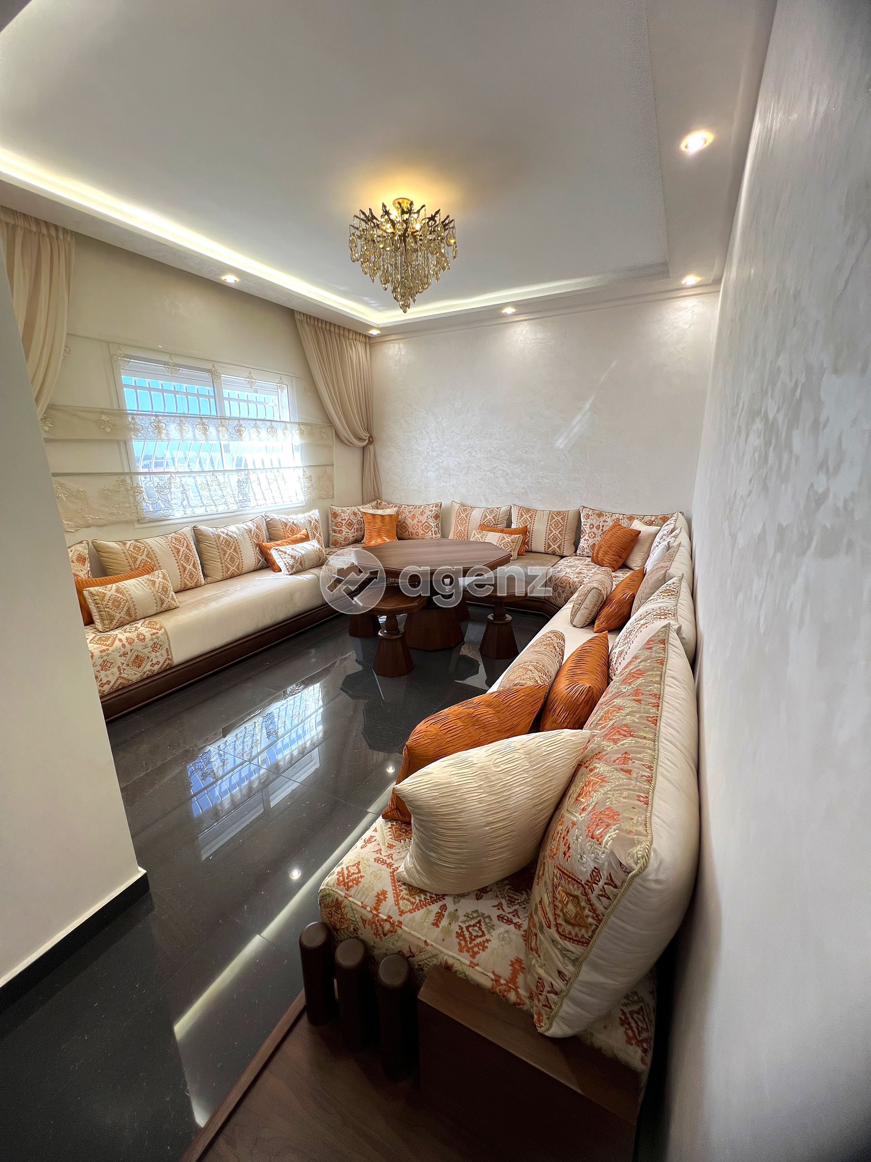 Appartement coup de coeur: spacieux et tres bon etat — 2