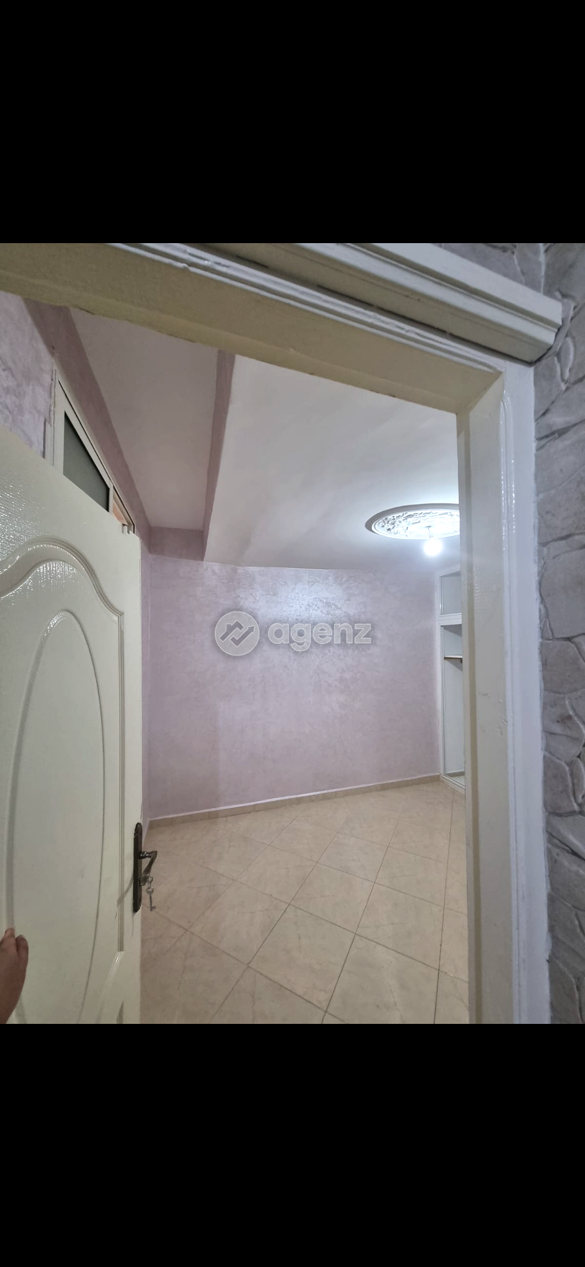 Chambre à louer pour filles près de Lakar Akdal et du tram dans le quartier Dawar Rajaa. — 2