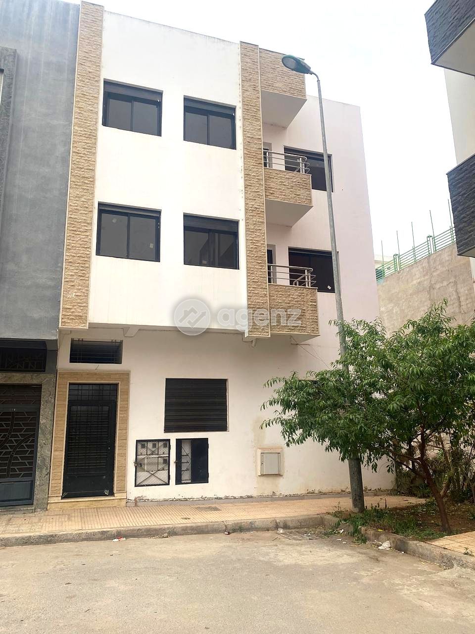 Immeuble de trois appartements R+2 à Temara — 2