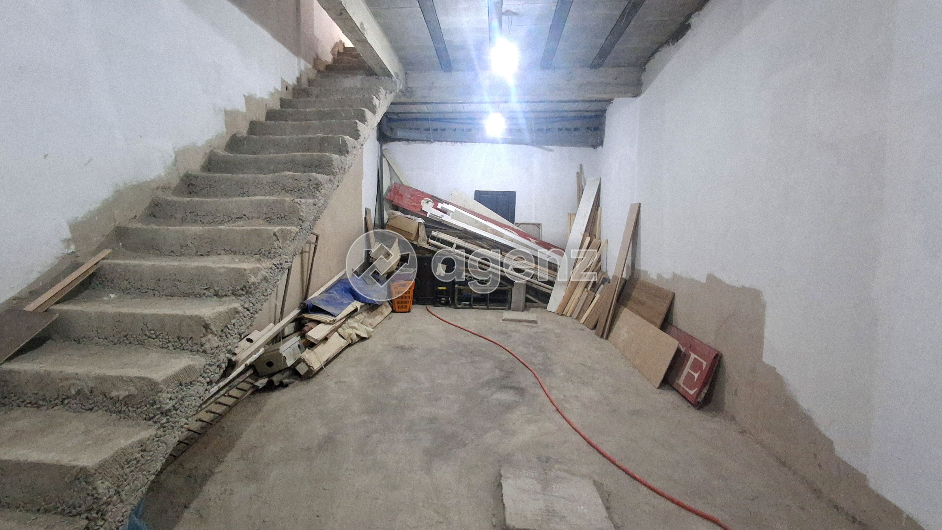 Commerce de 62 m² à Tamaris — 5