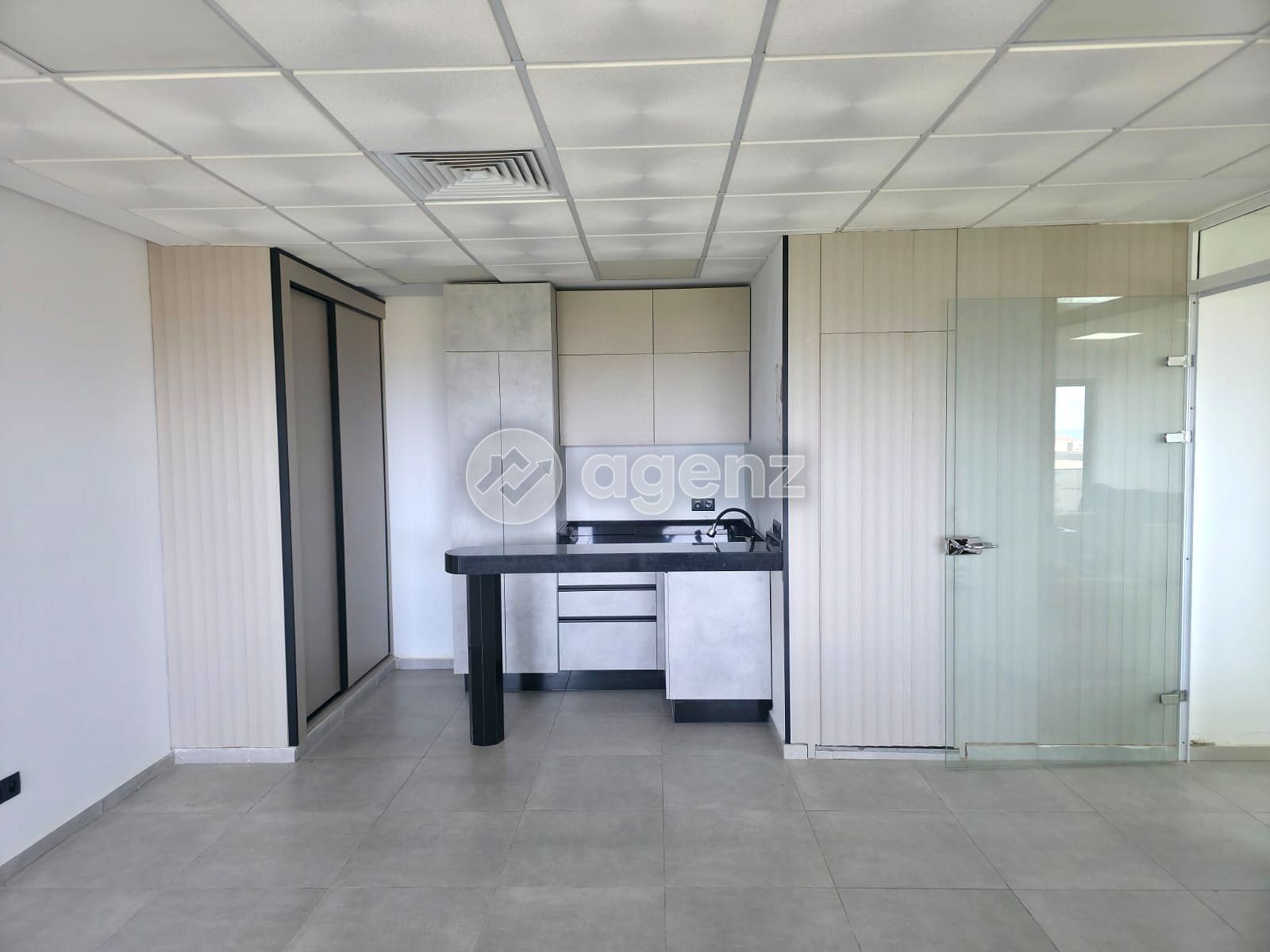 Bureau de 126 m² à Mansouria - Mohammedia — 3