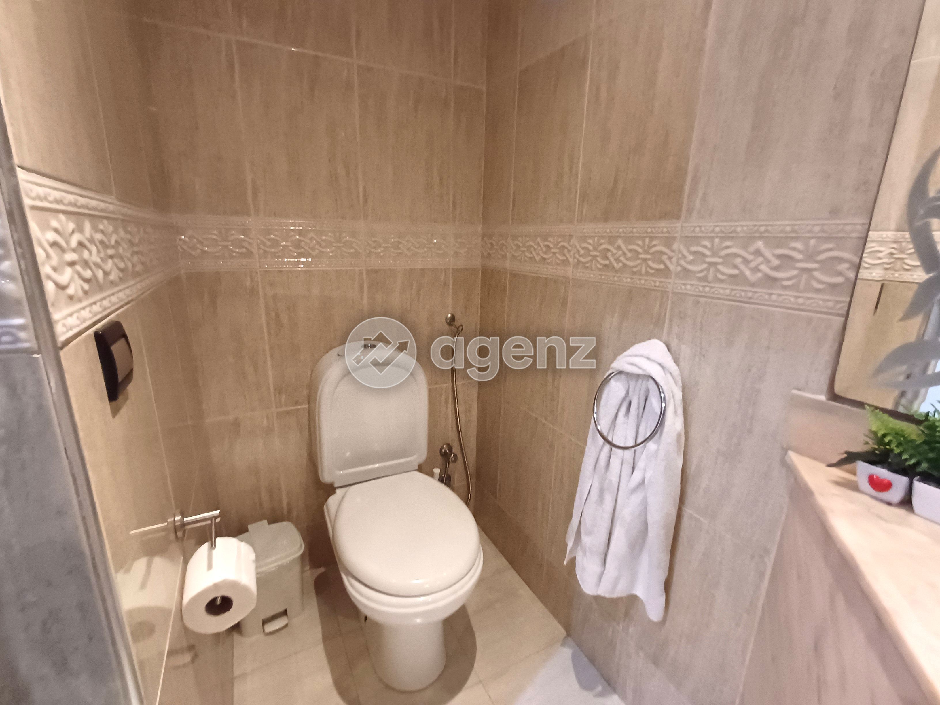 Appartement à vendre à Franceville — 4