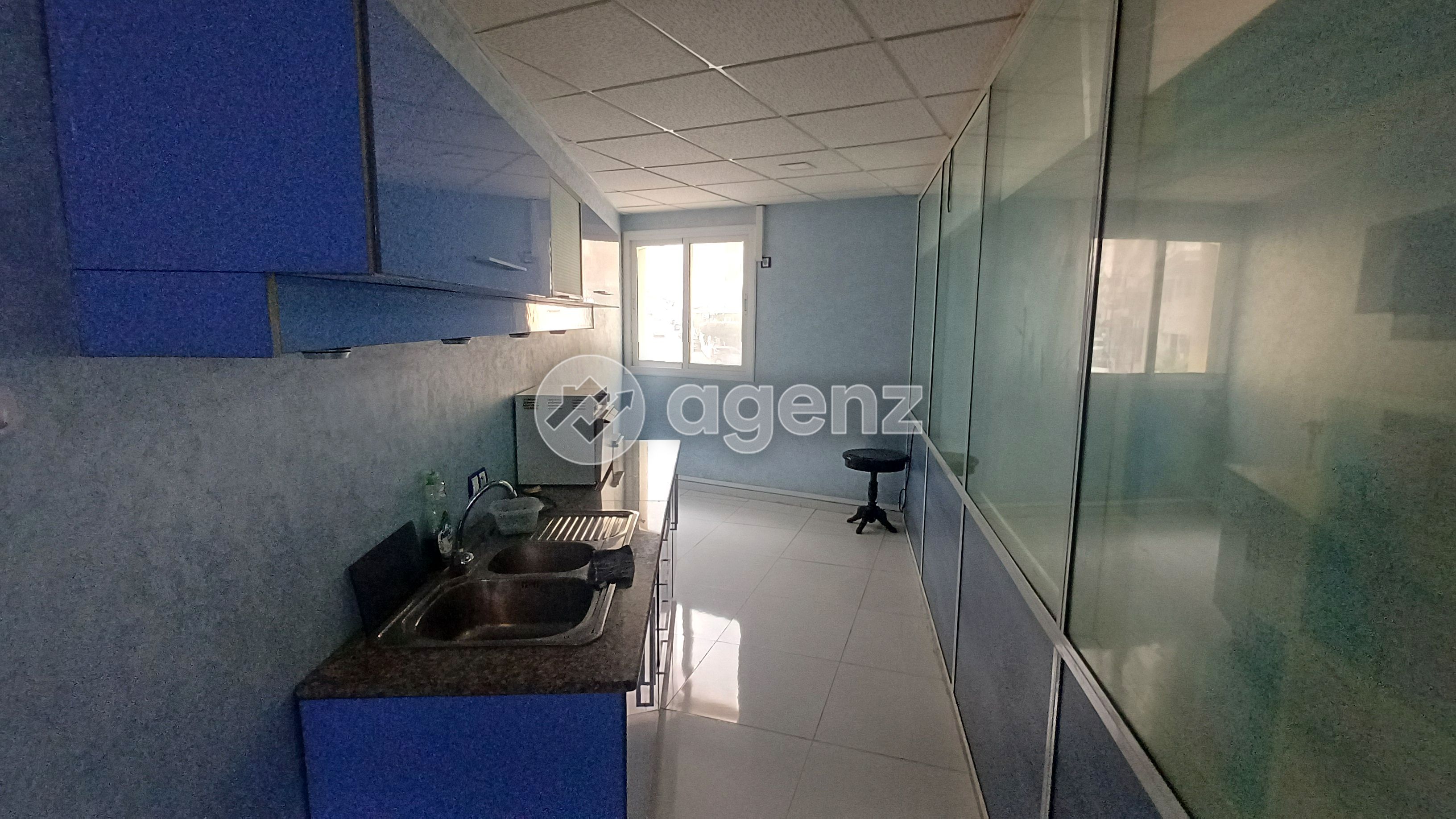 Bureau de 114 à Administratif - Tanger — 3
