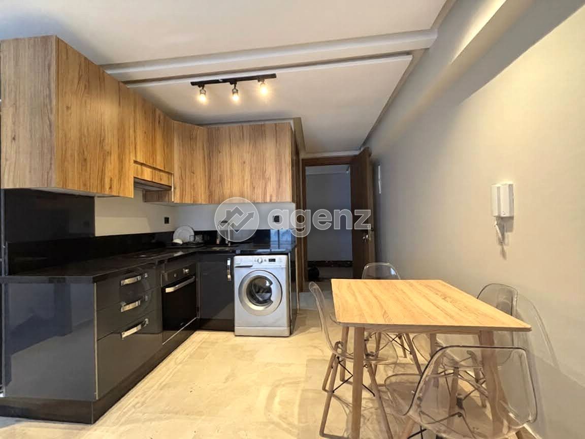 Studio coquet à louer quartier hopitaux — 2