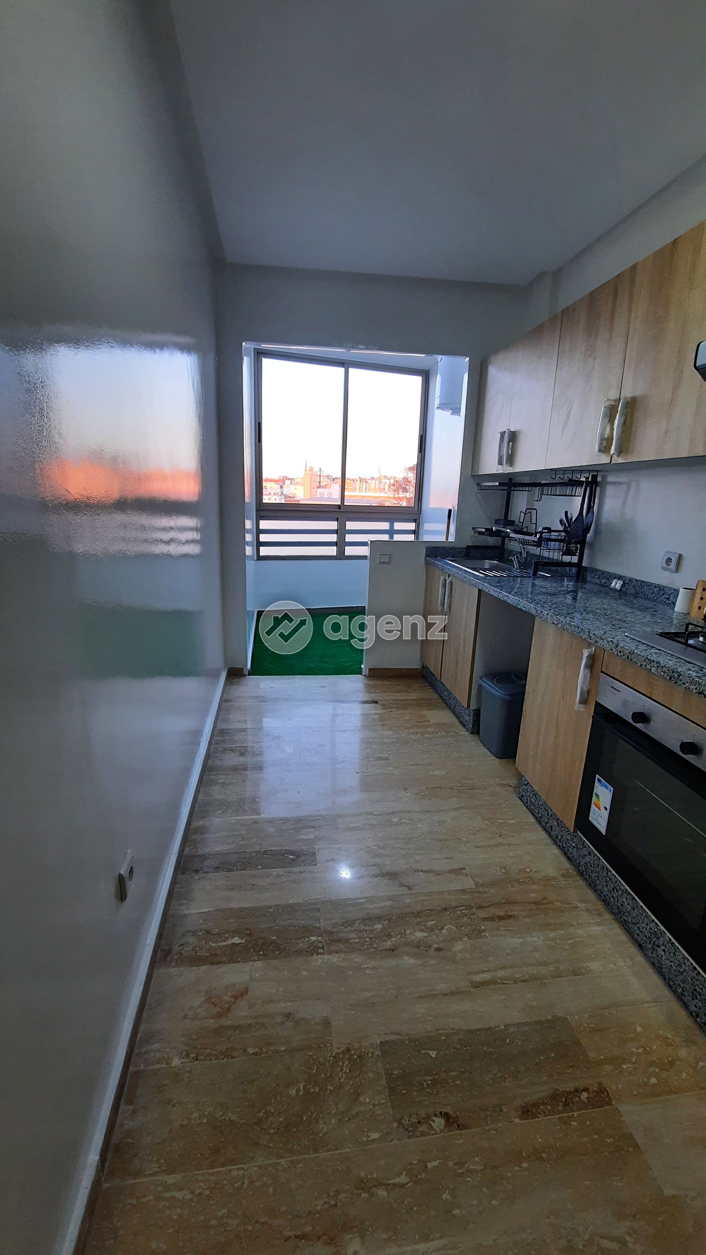 Charmant Appartement de 2 chambres à vendre à Anassi — 5