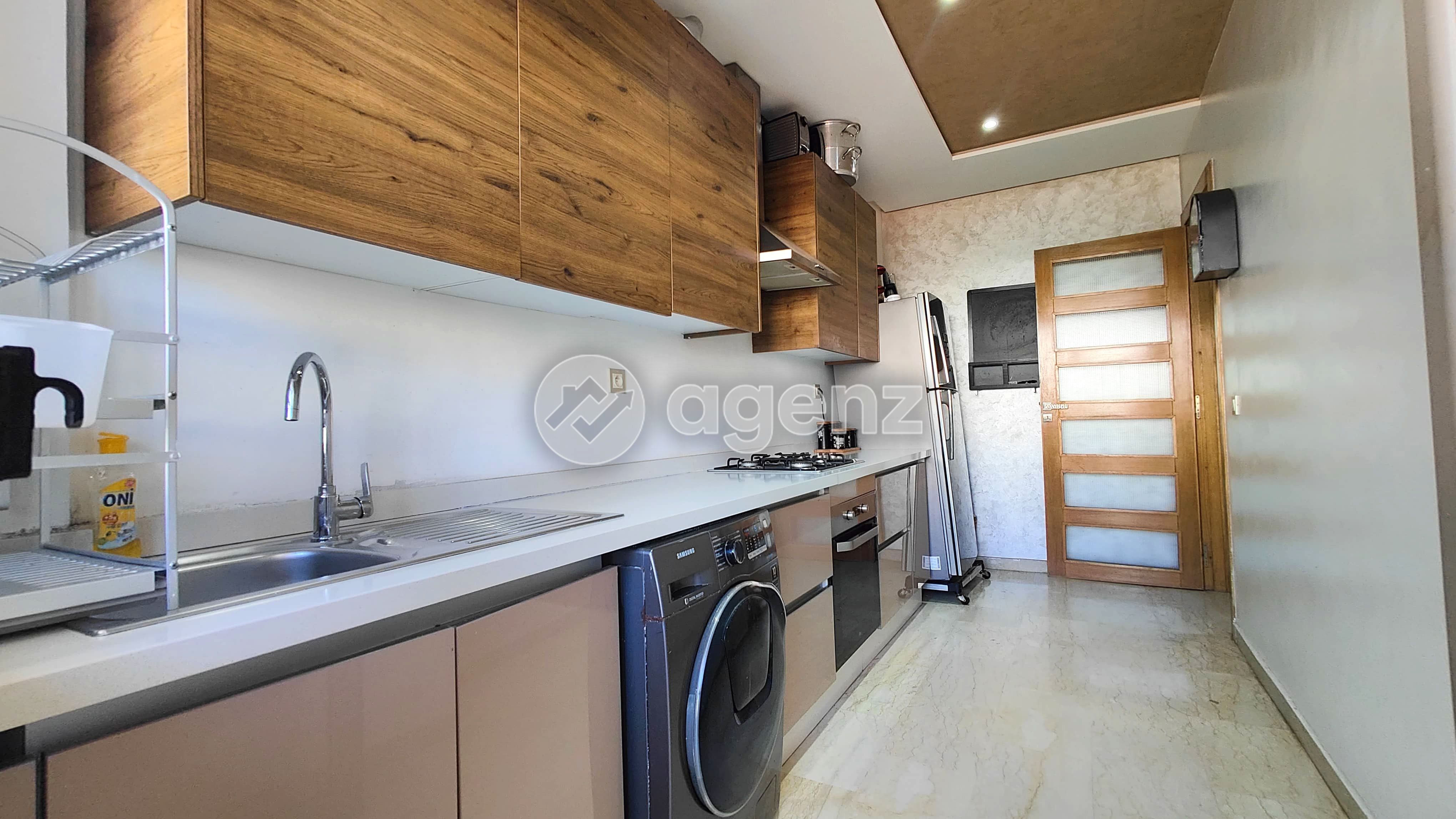 APPARTEMENT REFAIT À NEUF À CALIFORNIE – SANS VIS-À-VIS — 3