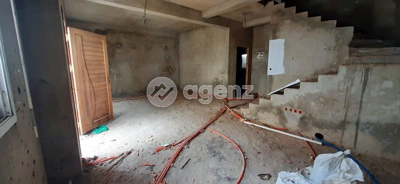 Villa semi finie– Opportunité à saisir à Tamesna — 2