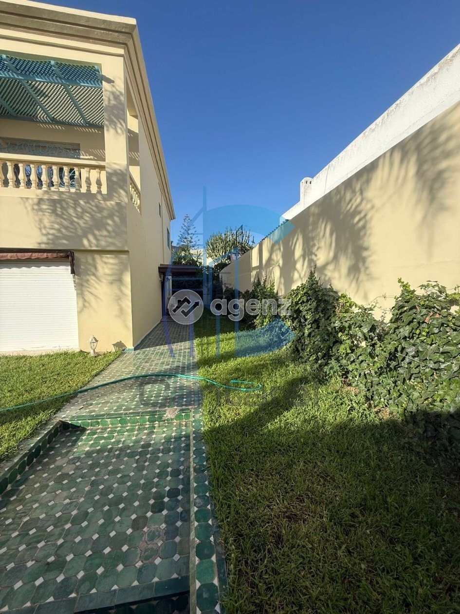 Villa à louer à Casablanca — 2