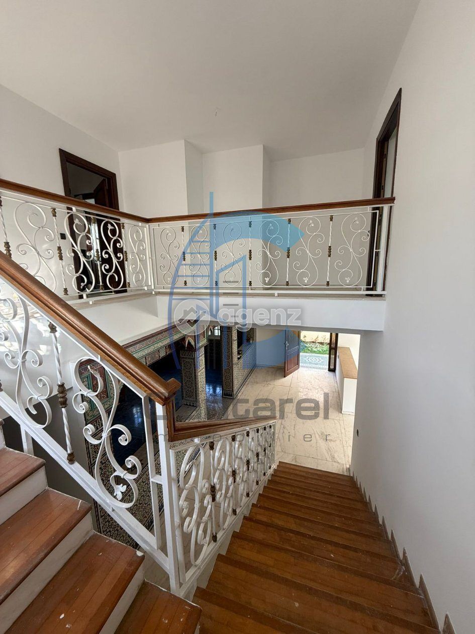 Villa à louer à Casablanca — 5