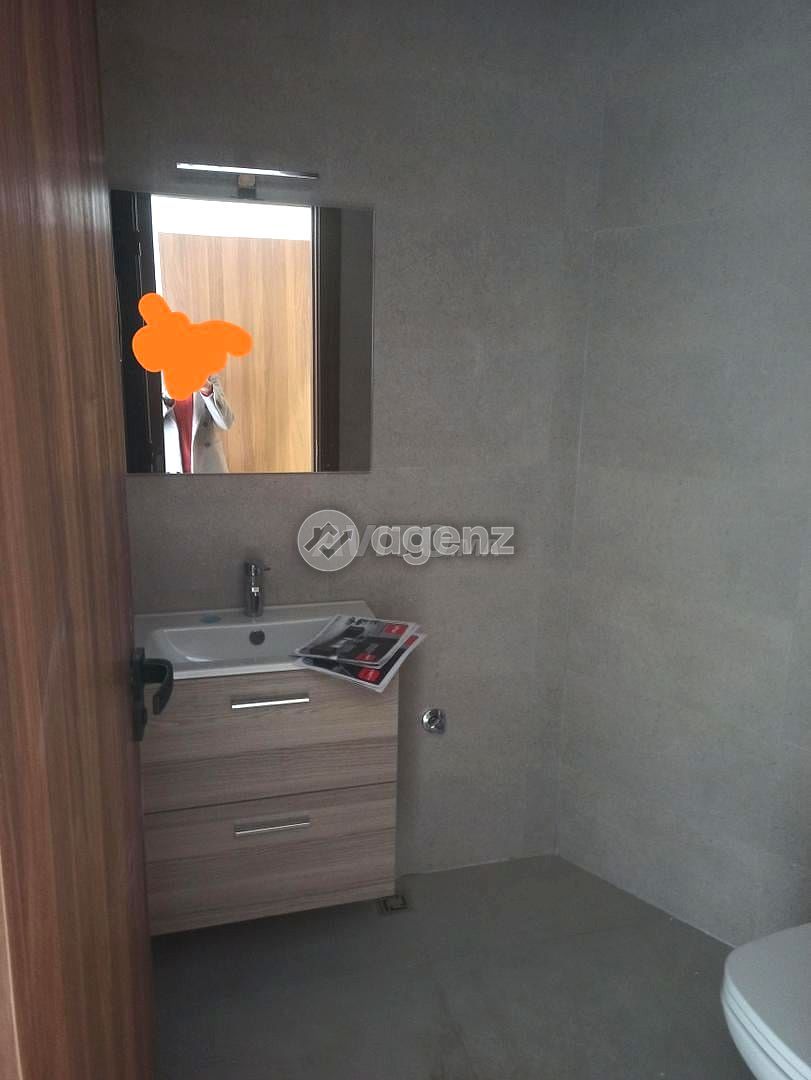 Bureau neuf pour location avenue des FAR fès 54m2 — 3