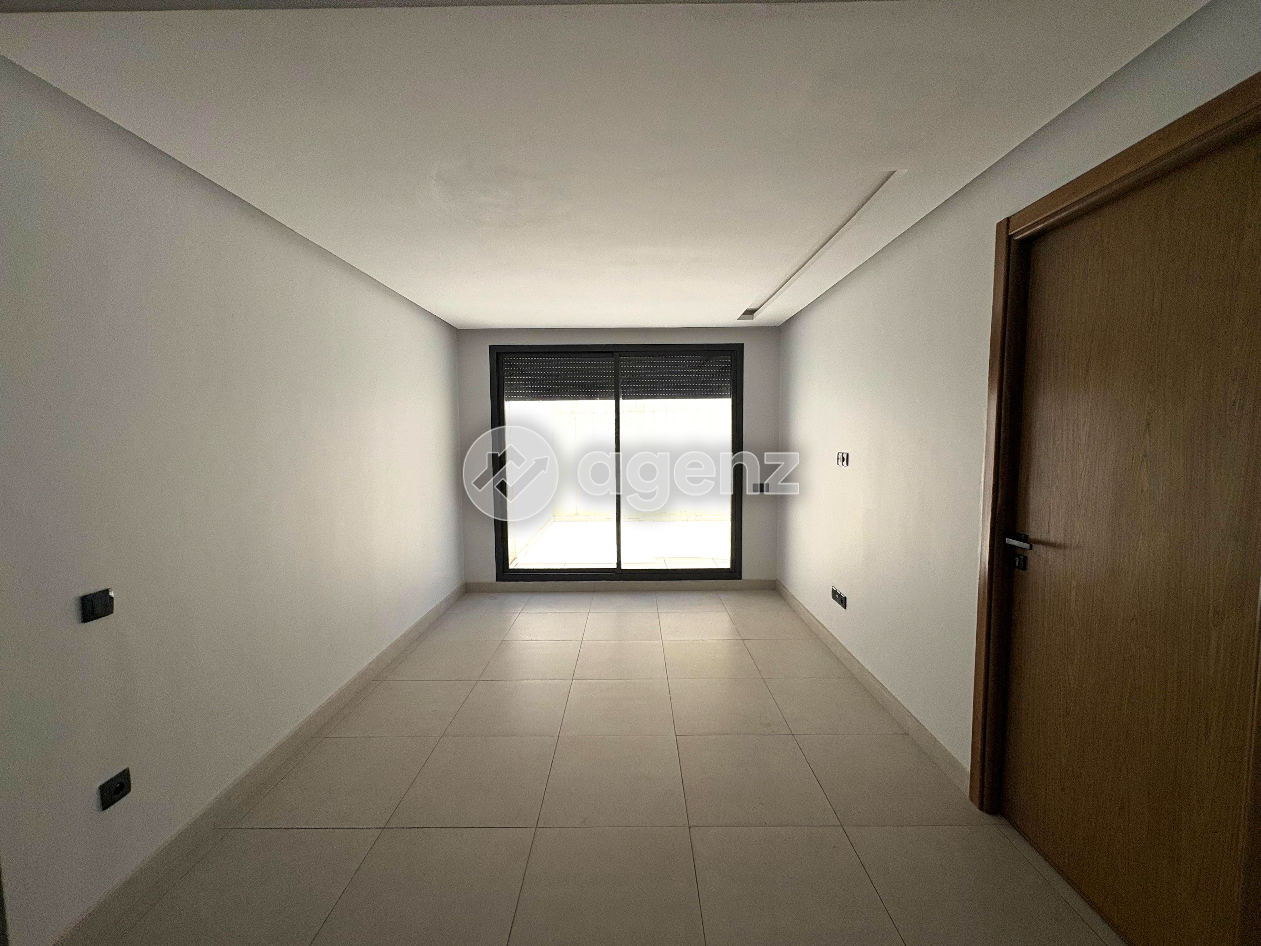 Appartement à vendre à Les Hôpitaux — 2