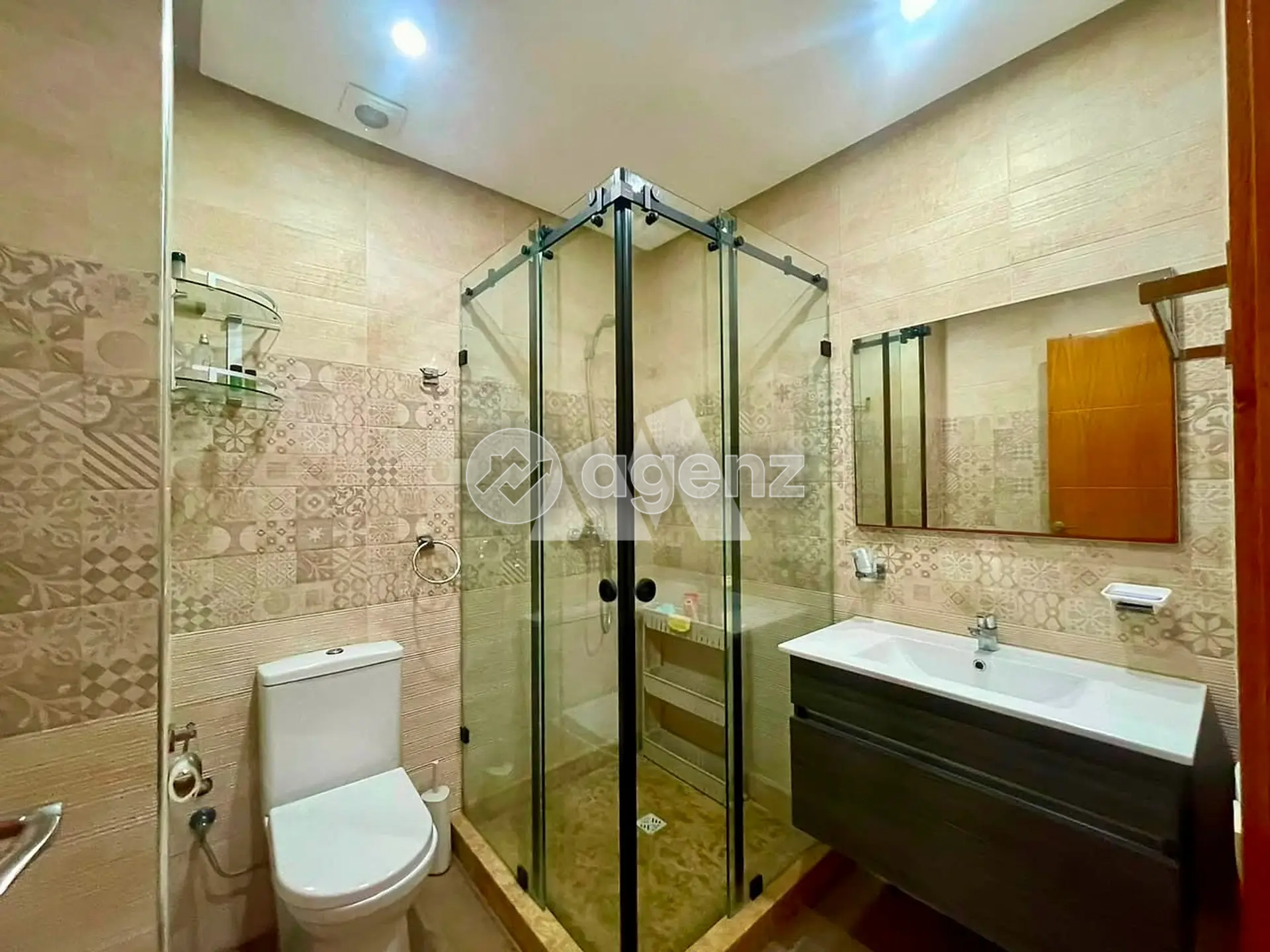 Appartement à louer à Belvédère — 4