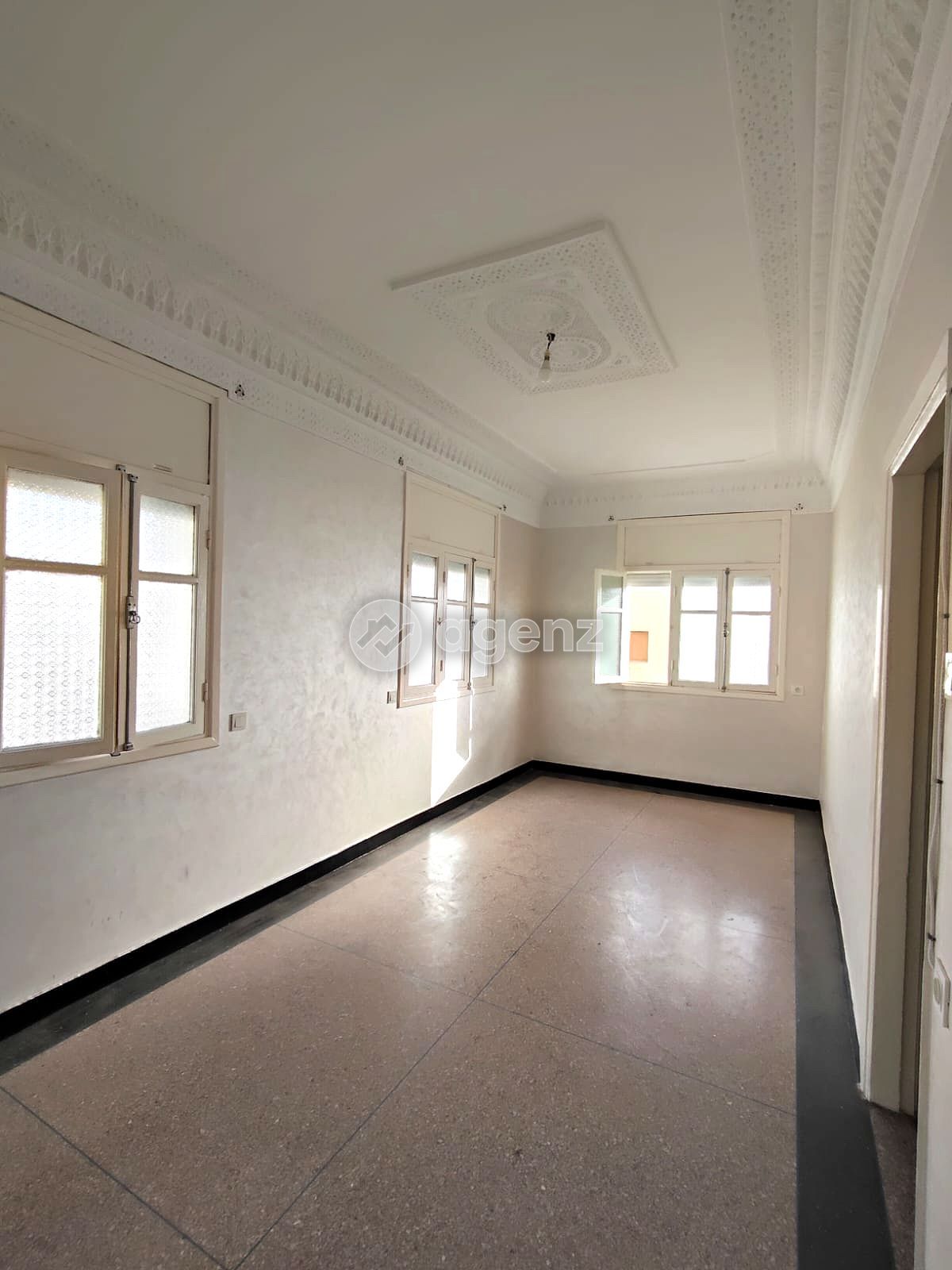 Appartement de 2 chambres à vendre à Ben Msick, premium.