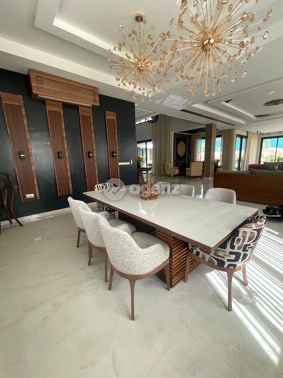Authentique Villa de 6 chambres à vendre à Souissi — 4