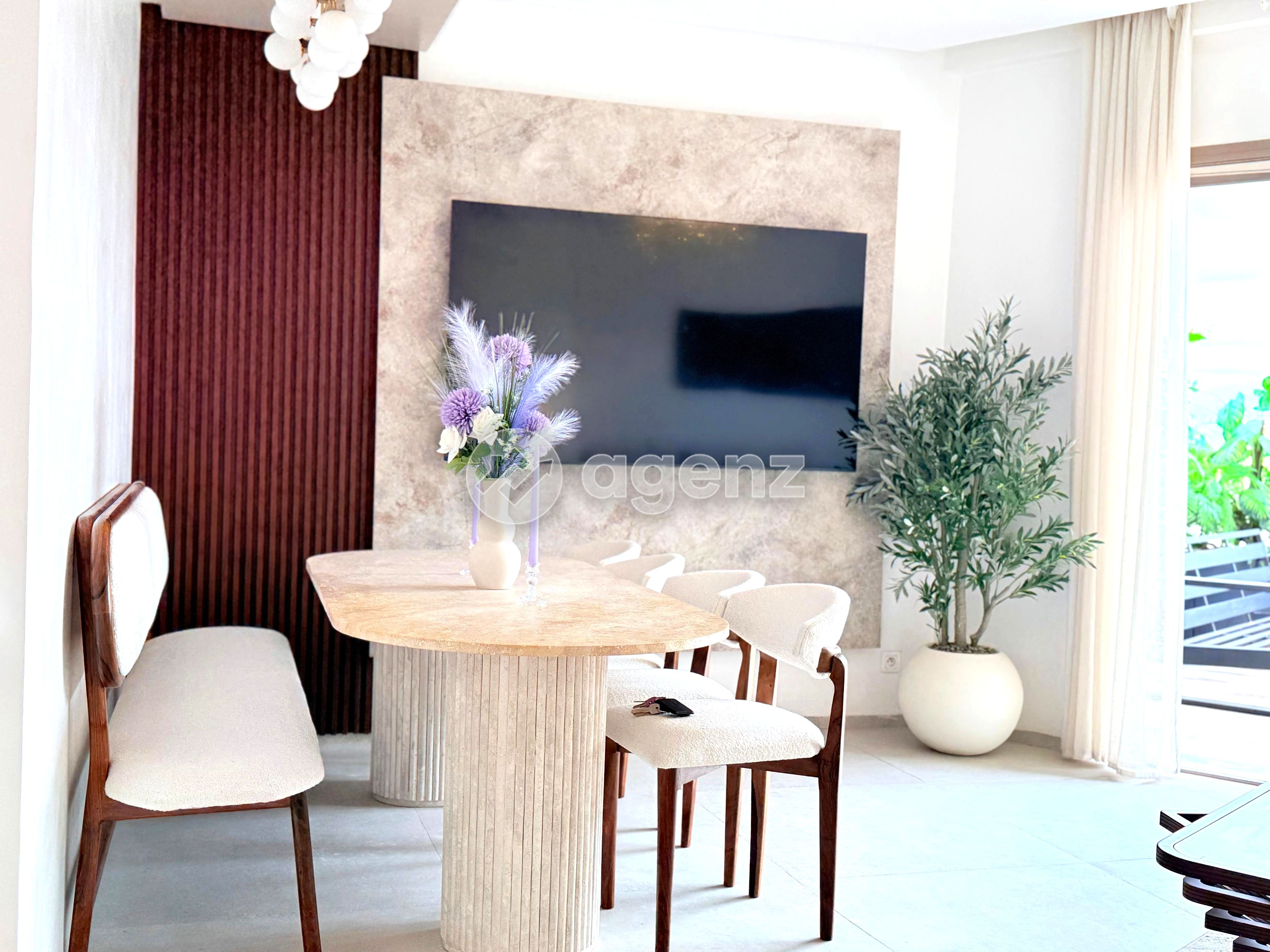 Sublime appartement accompagné d'une grande terrasse
 — 3