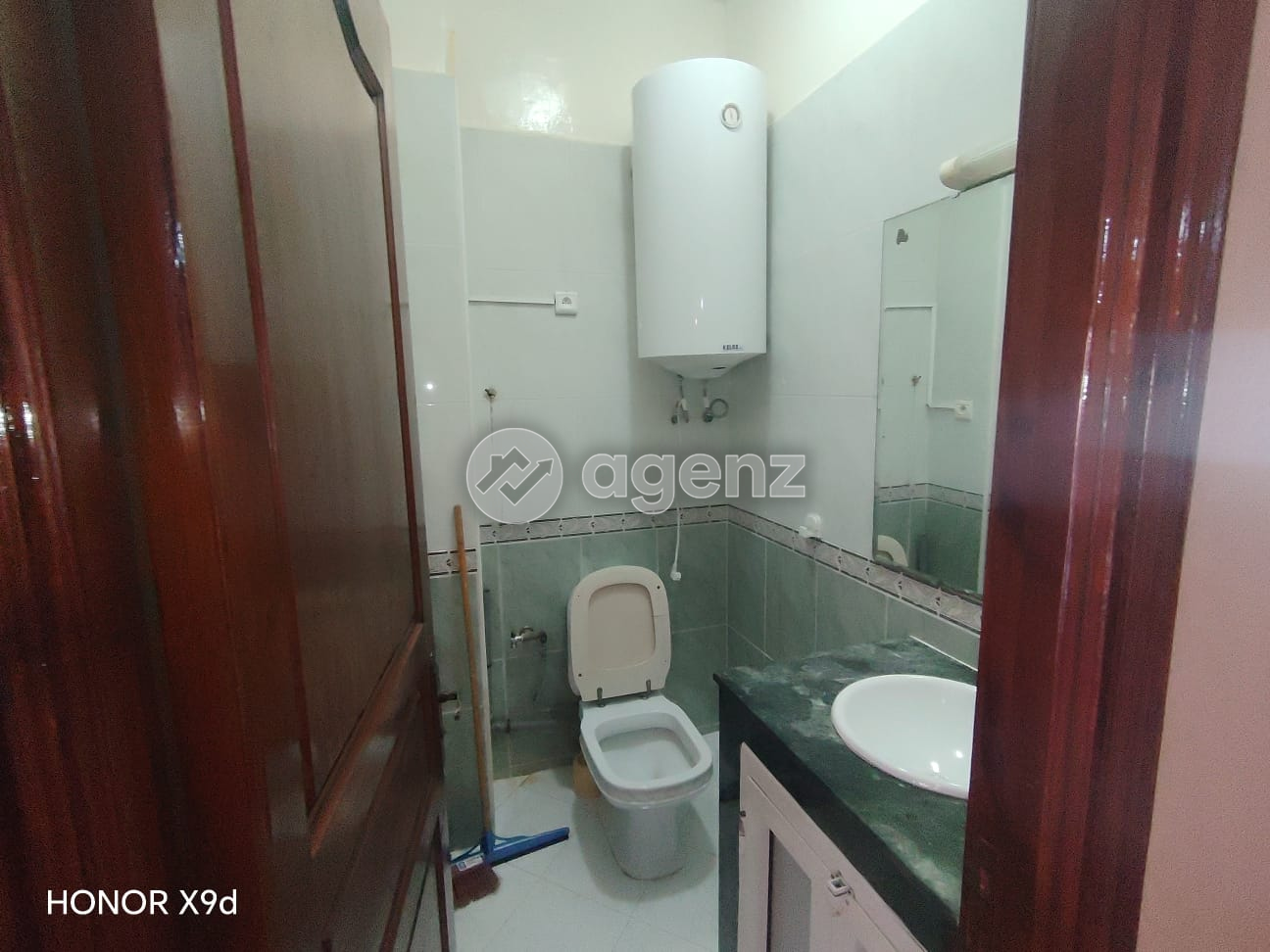 JOLI APPART 2 ETG LOT ADARISSA SIDI MAROUF 4700 DH  — 4