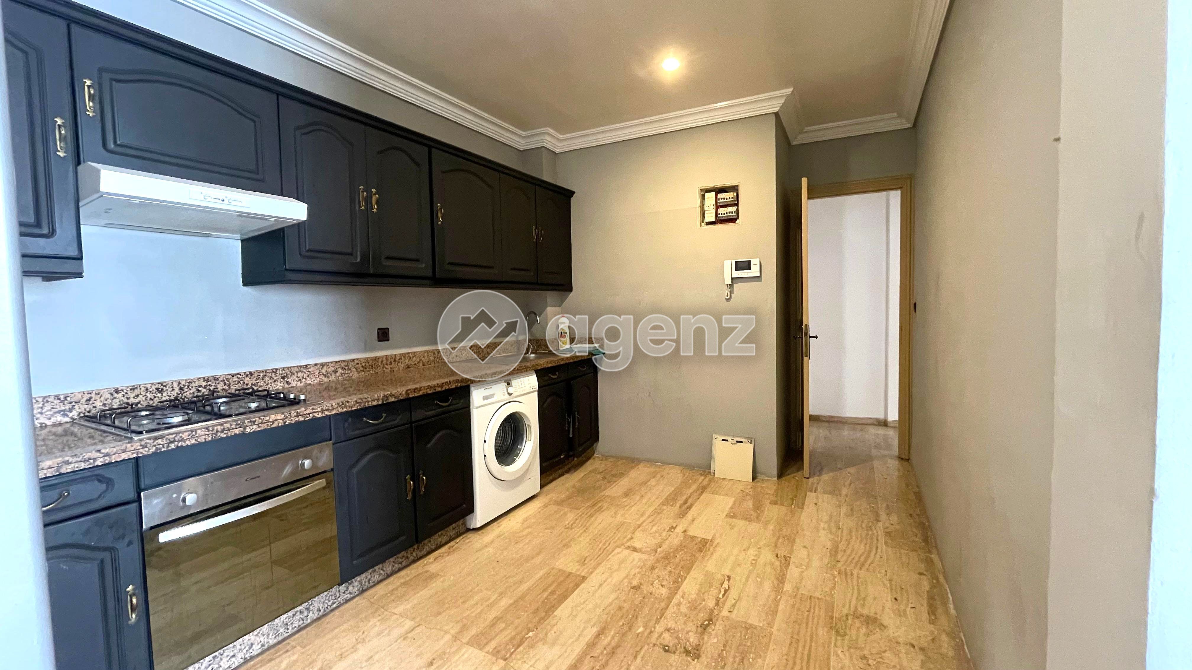 LUMINOSITÉ & CONFORT – APPARTEMENT AU CŒUR DE MAÂRIF — 3