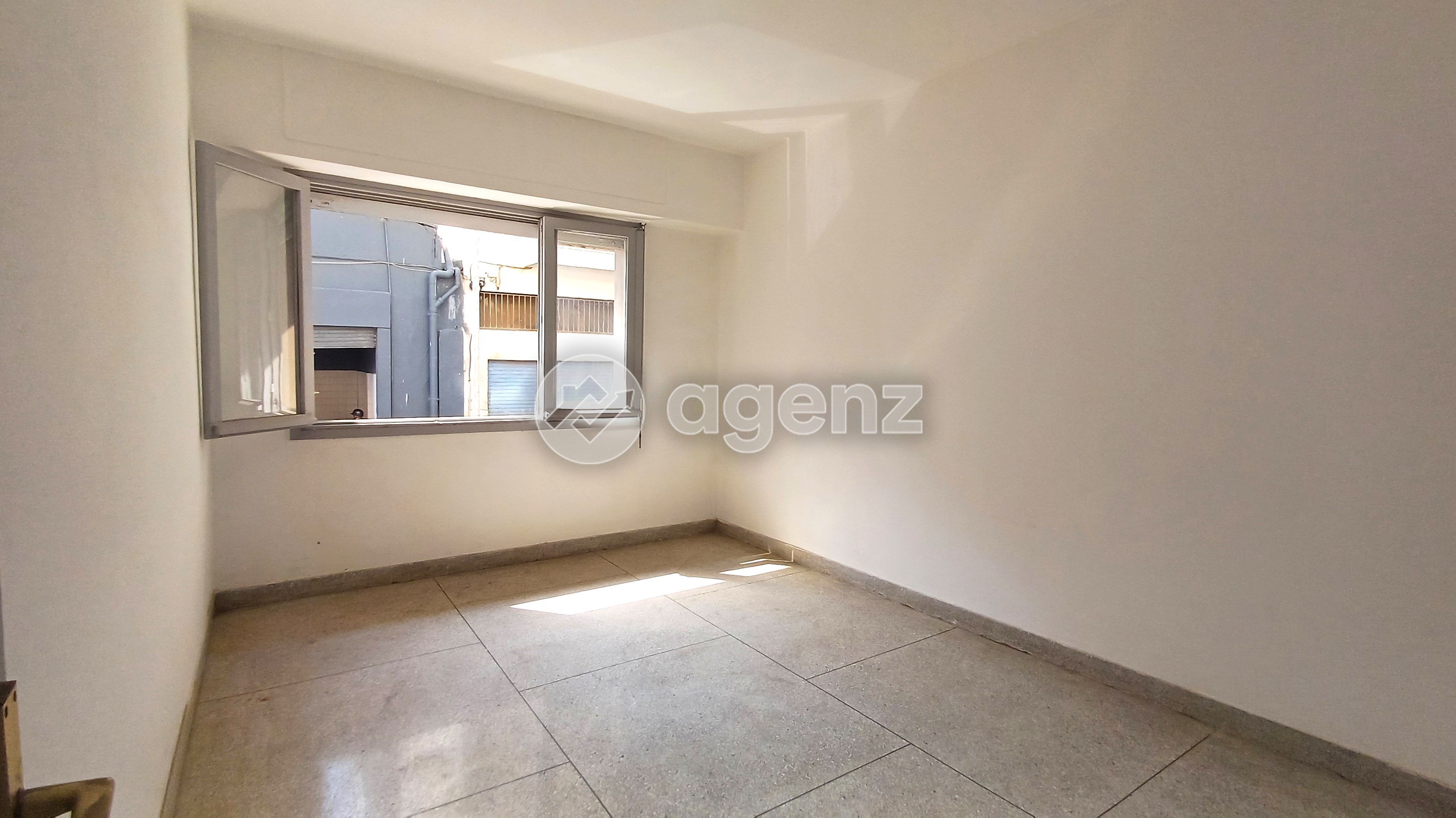 Bureau — Casablanca — 3