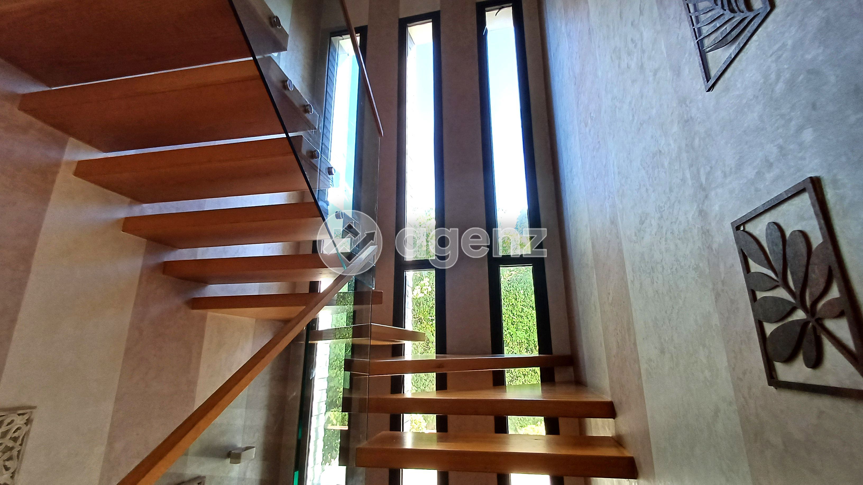UN HAVRE DE PAIX À BOUSKOURA – VILLA SPACIEUSE ET BIEN AGENCÉE — 4