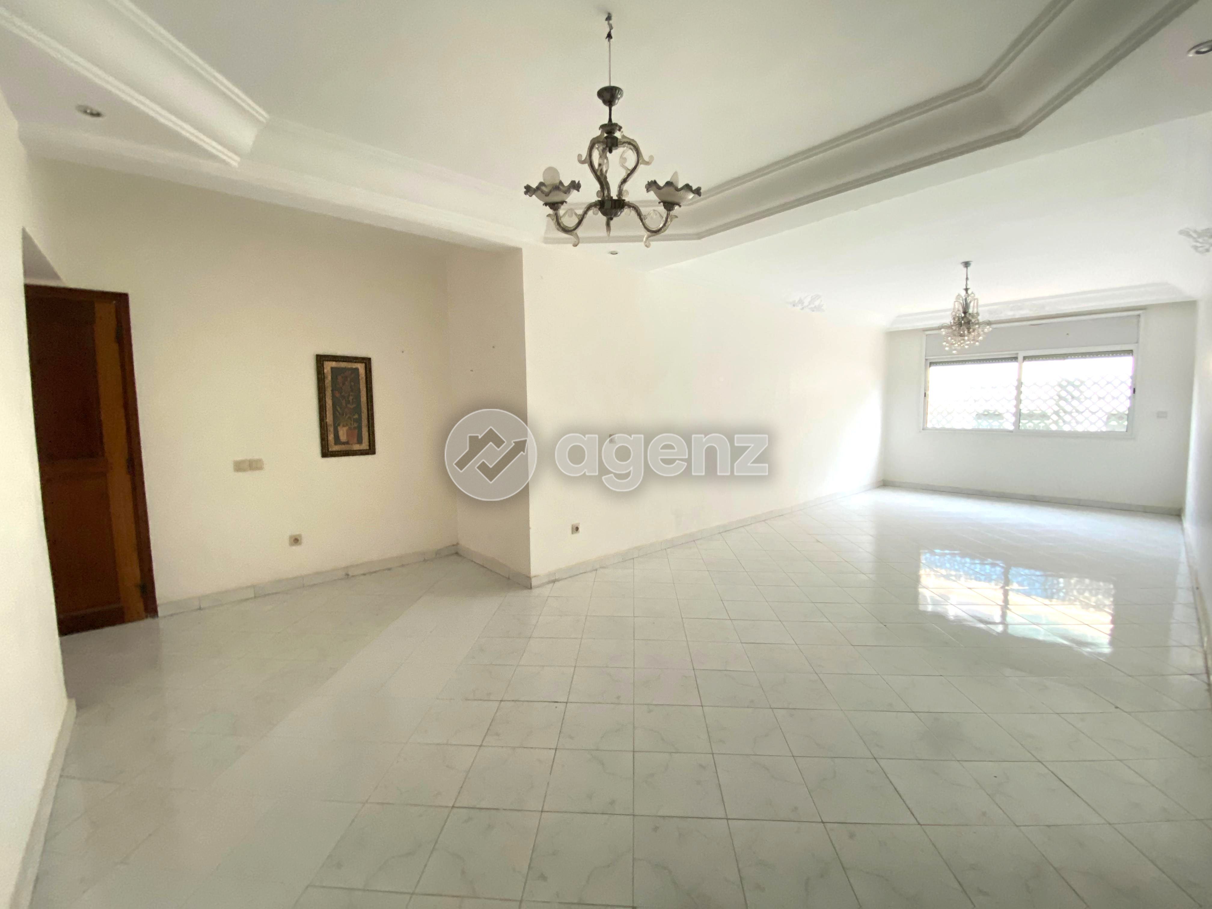 Appartement à vendre à Maârif Extension — 3