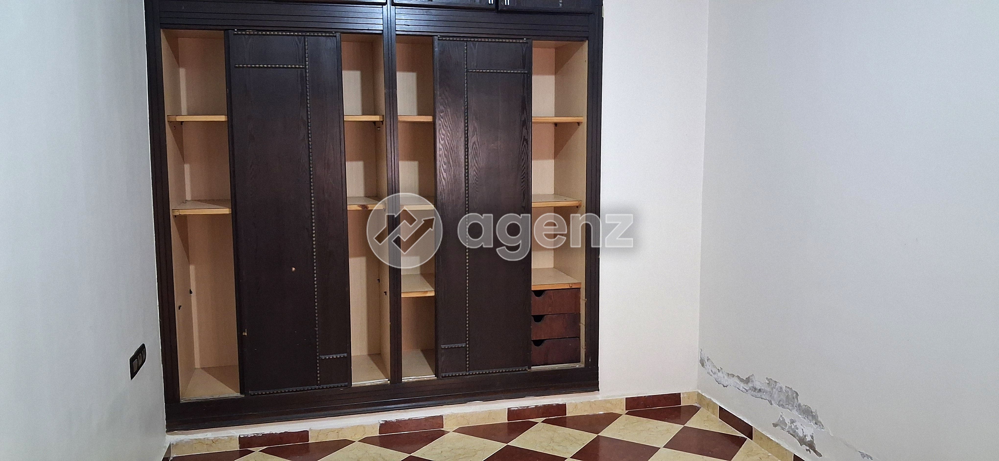 Prestigieux Appartement de 2 chambres à vendre à Hay Riad — 3