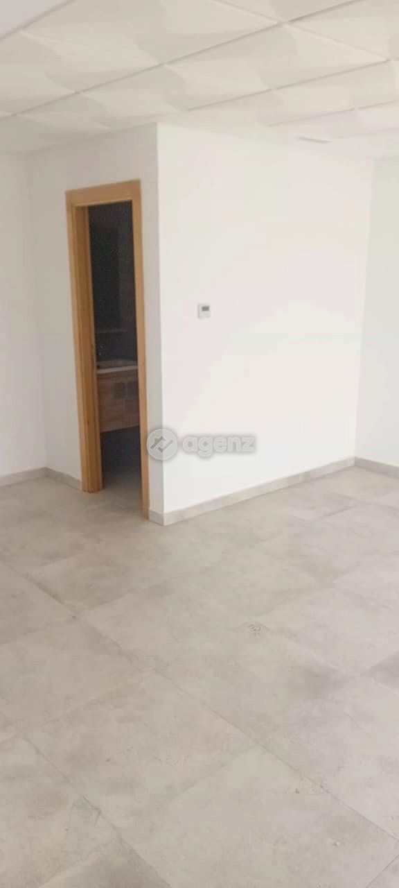 Bureau moderne à louer – Roches Noires, Casablanca — 2