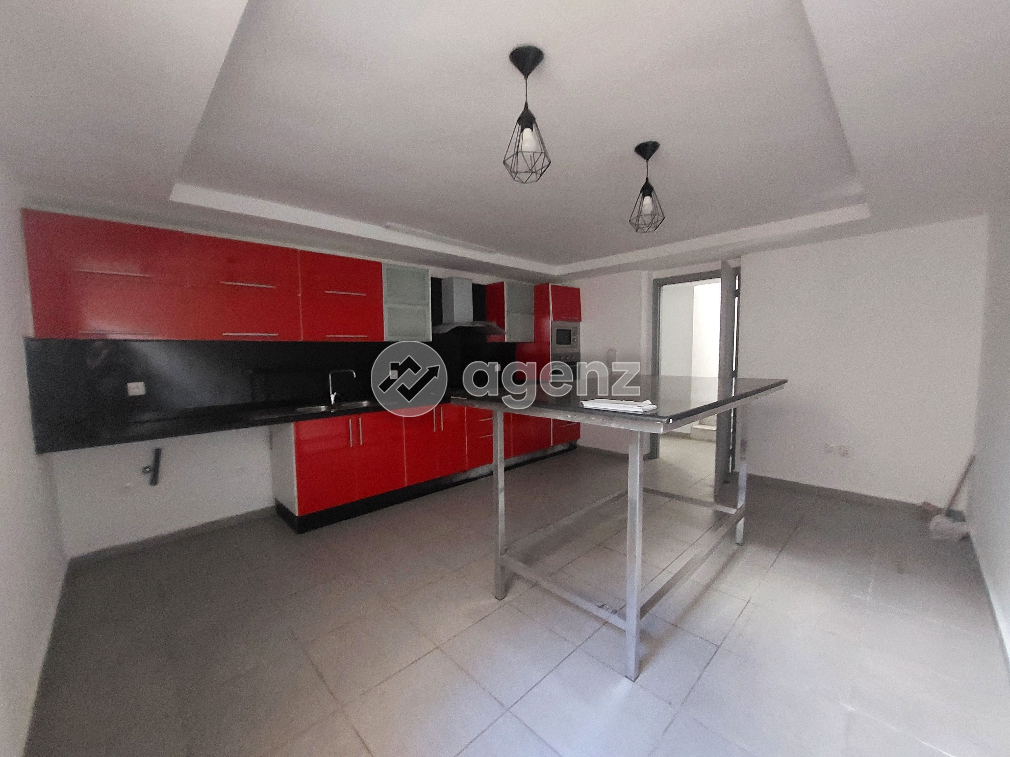 Villa de 305 m² à Dar Bouazza - Tamaris — 4