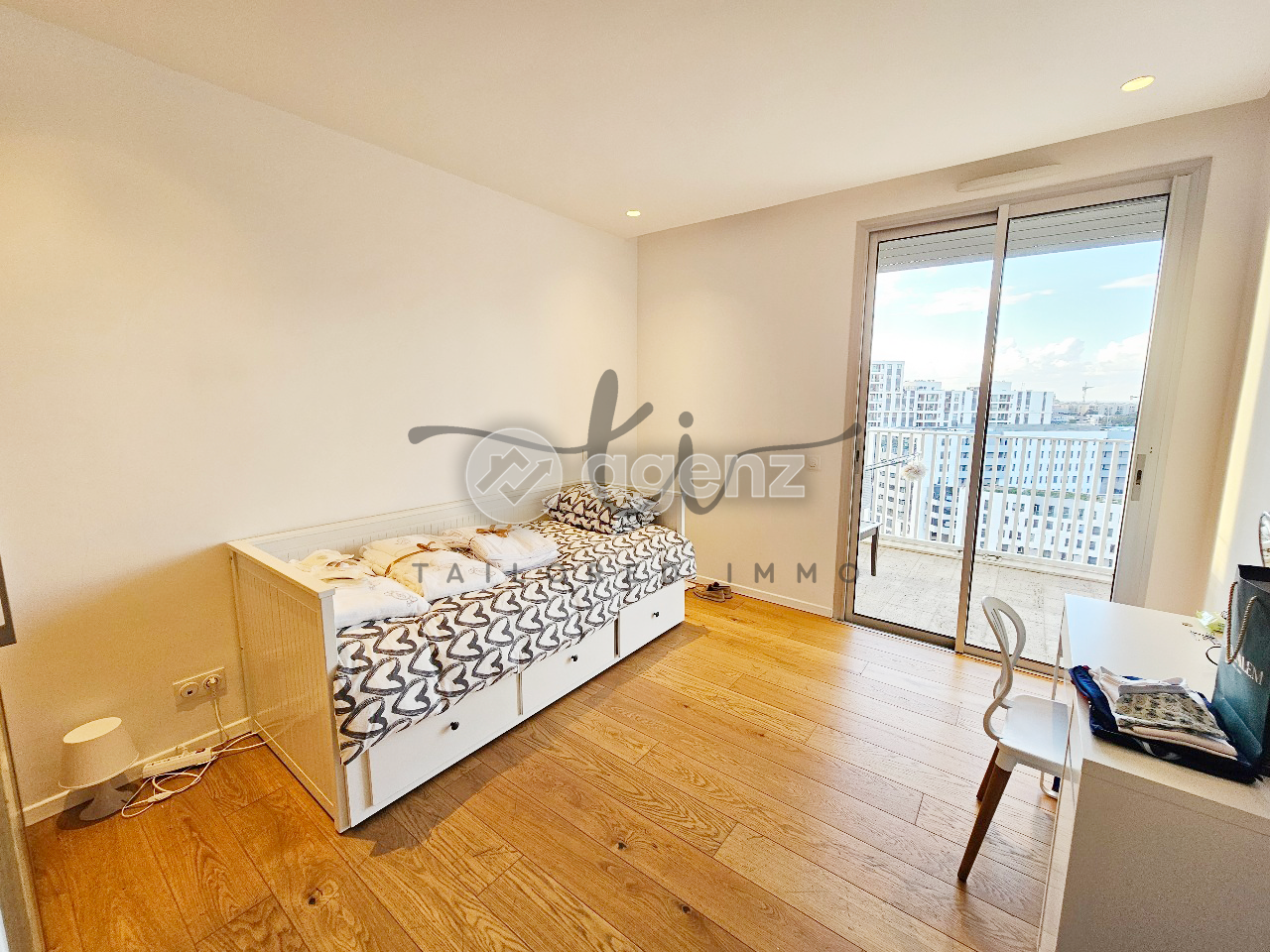 Appartement meublé  de 3 chambres à louer à CFC — 3