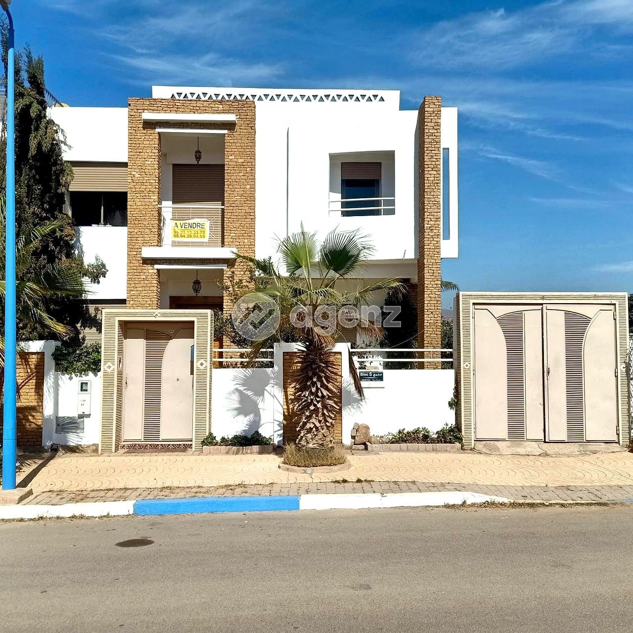 Villa 3 façades bien ensoleillée à vendre — 4