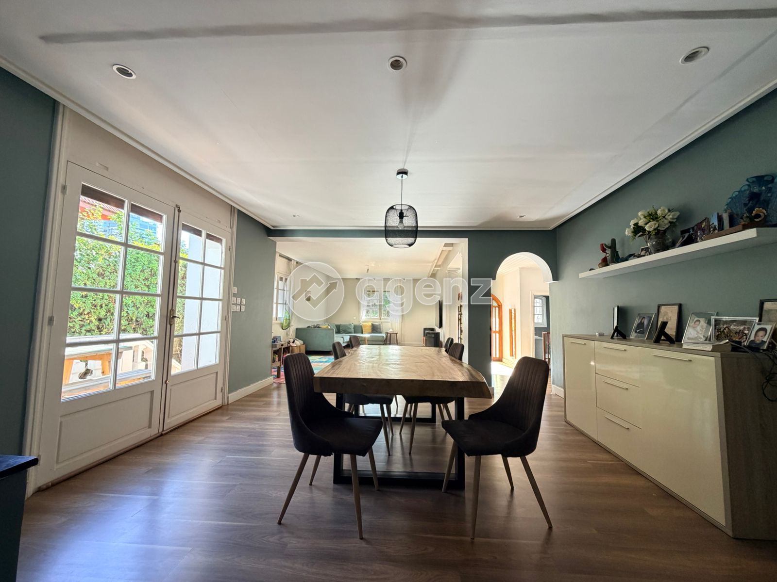 Élégant Villa de 4 chambres à louer à CIL — 5