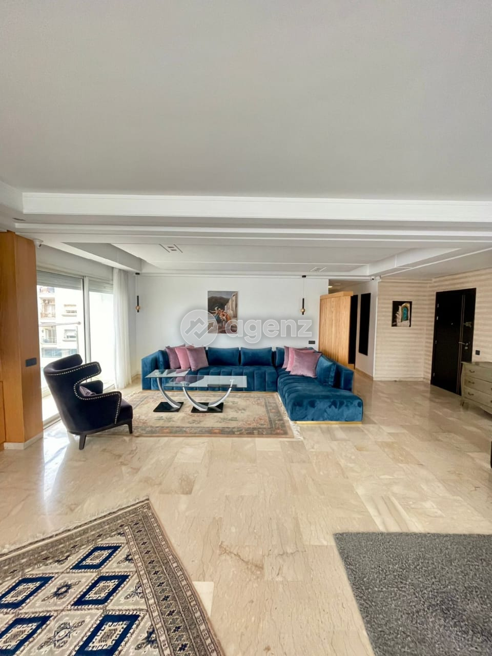 Superbe Appartement de 3 chambres à louer à Bourgogne Ouest — 2