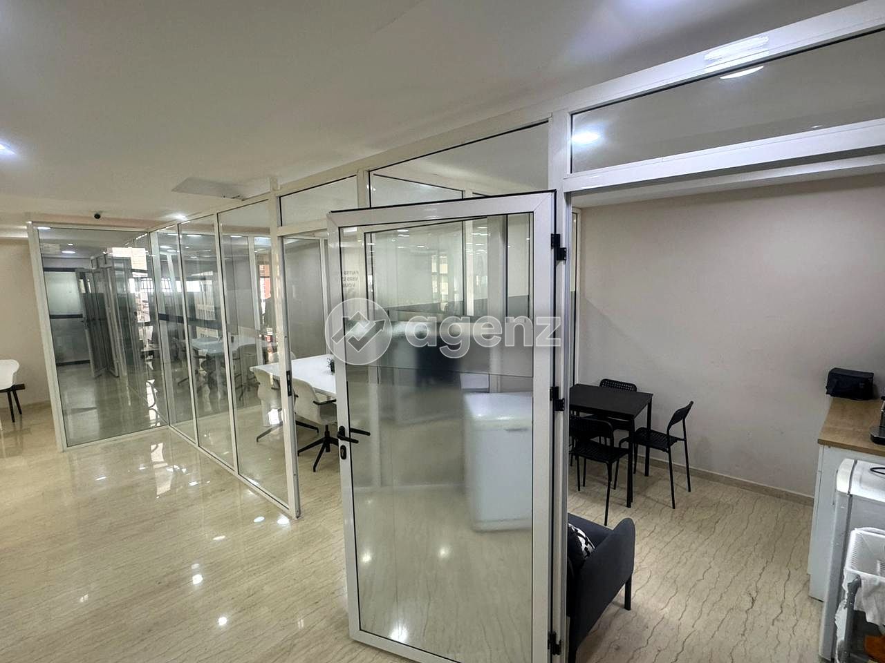 Bureau de 116 m² aux Hôpitaux - Casablanca — 5