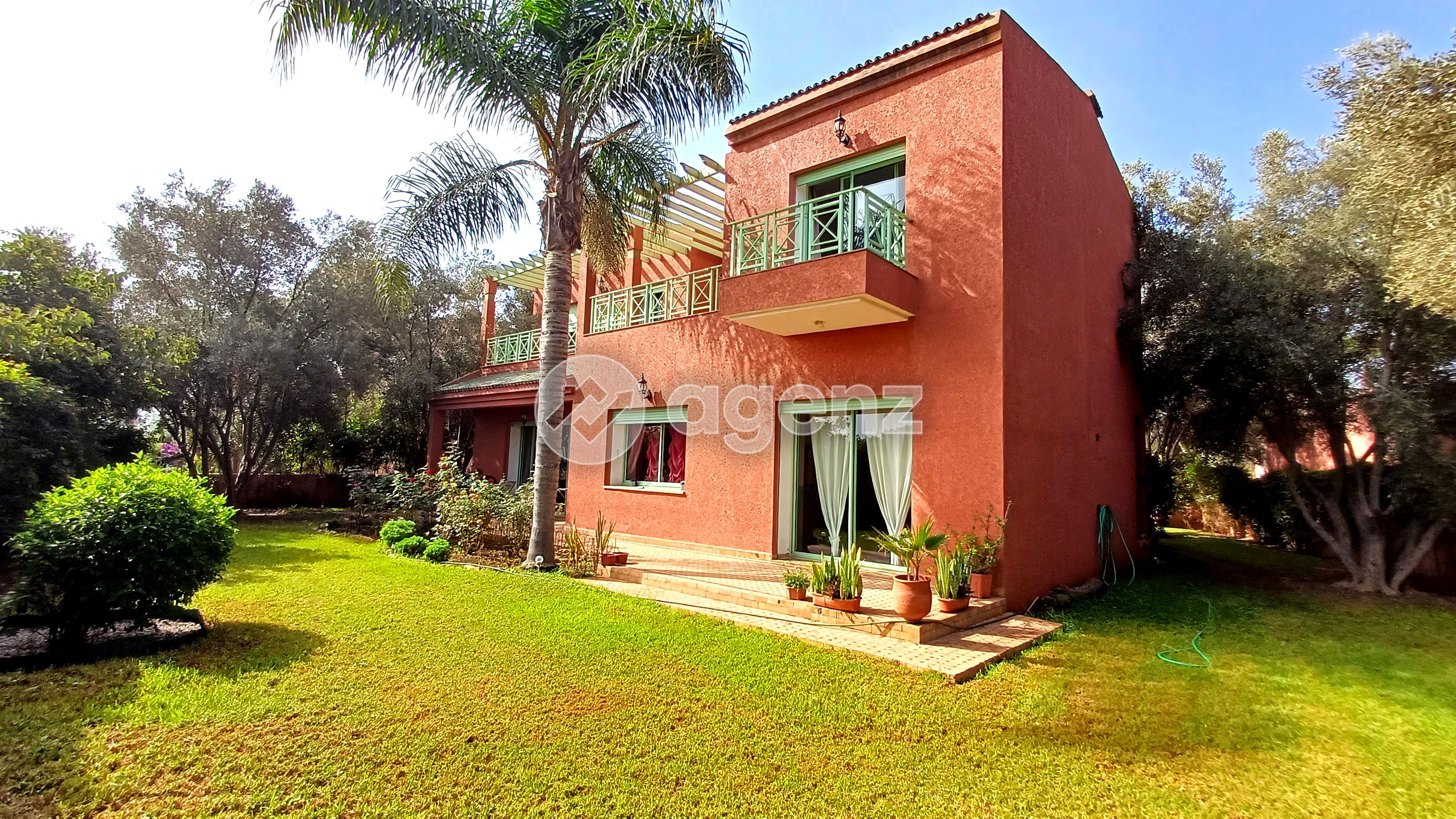 Villa — Benslimane