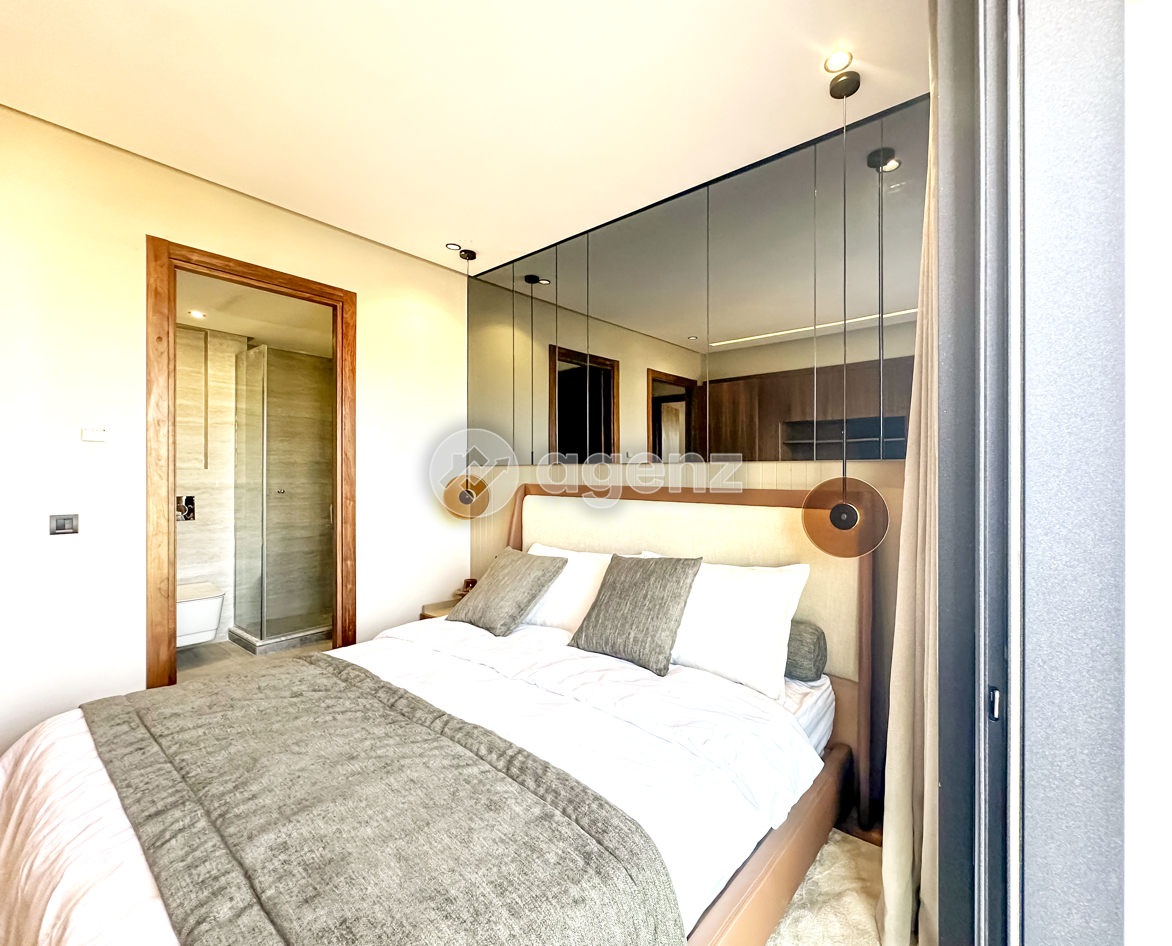 Moderne Appartement de 2 chambres à vendre à Californie — 2