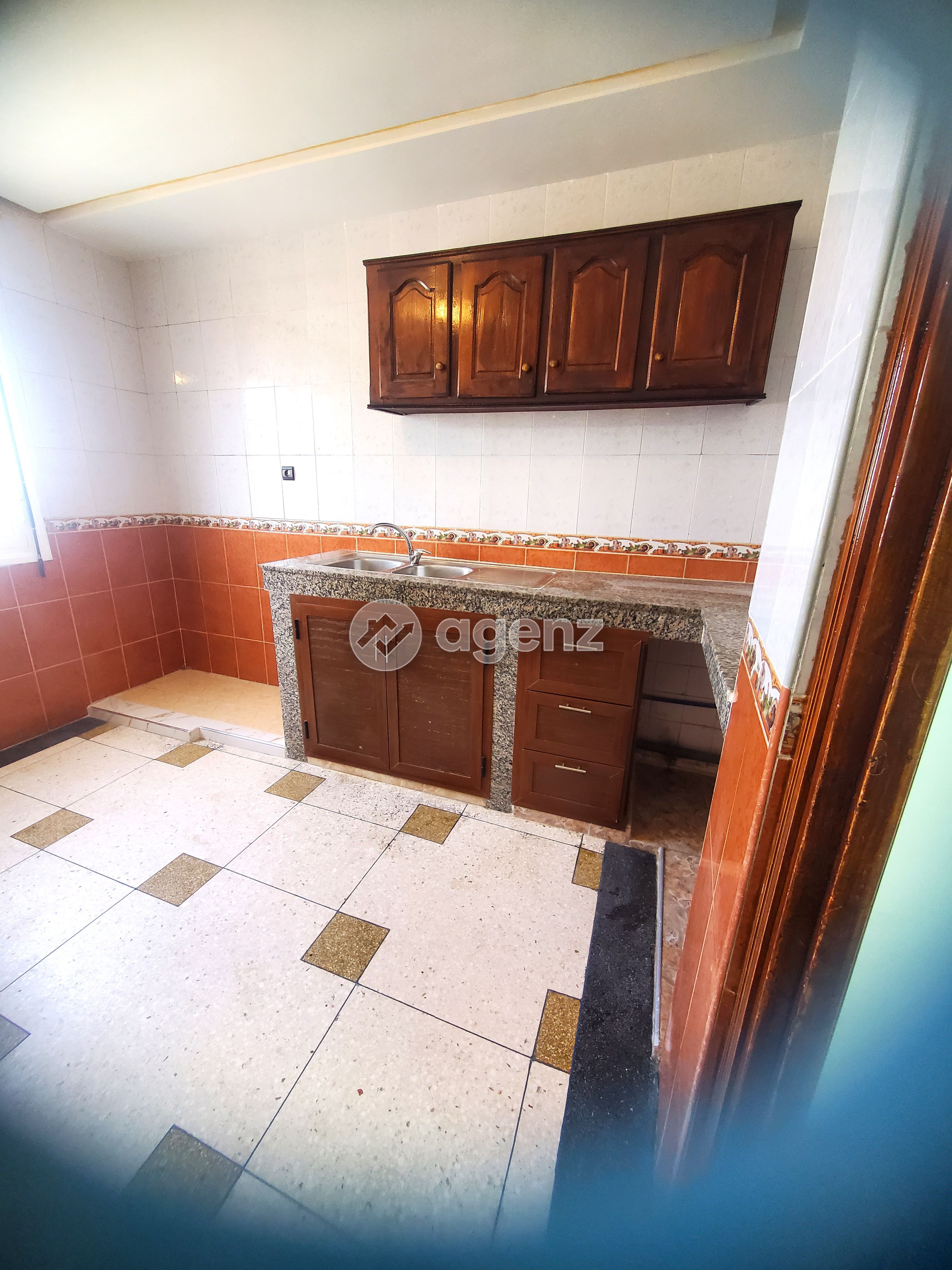 Appartement à louer à Ben M'Sick — 3