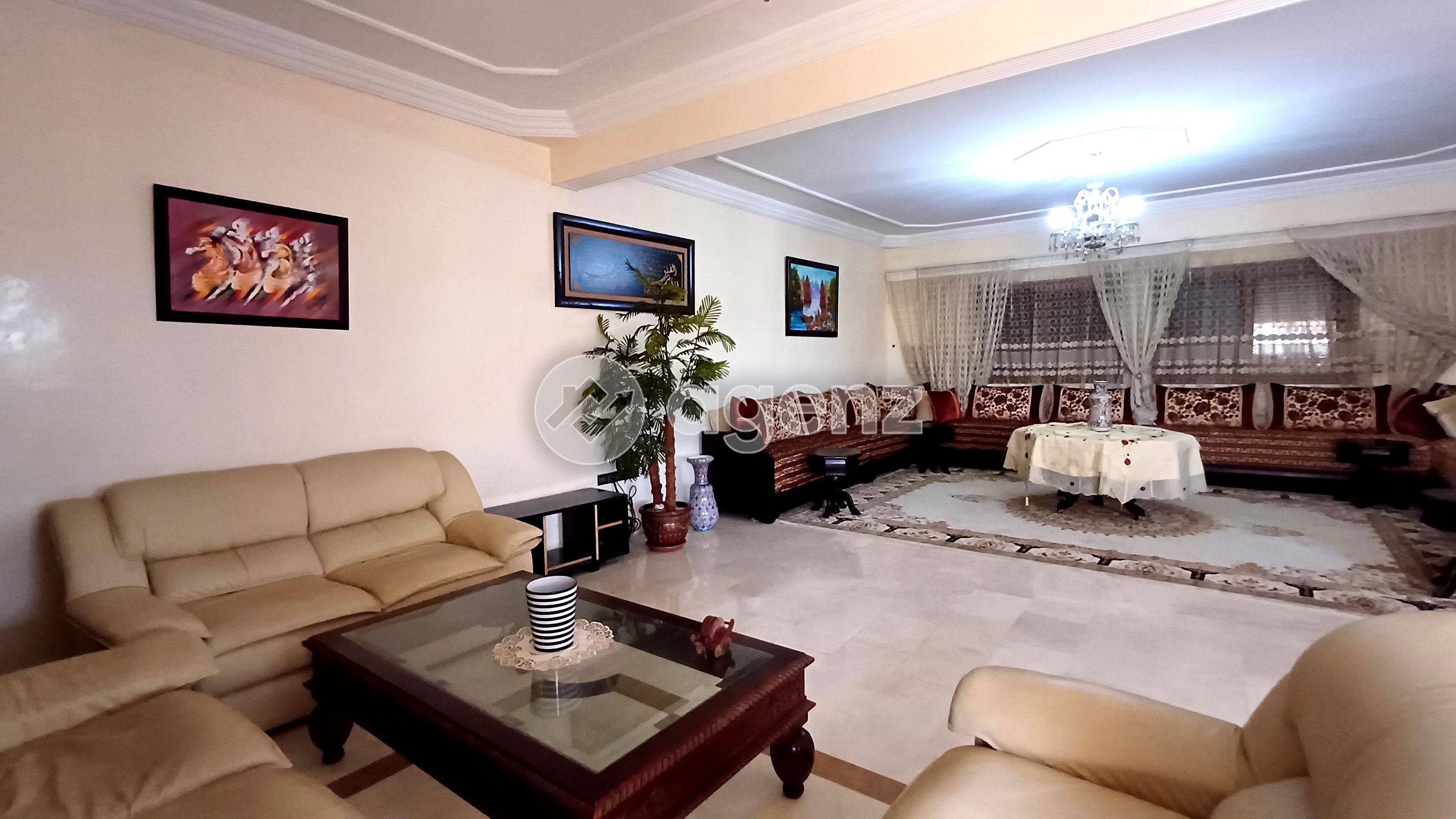 PROFITEZ D’UNE MAISON AUX VOLUMES GÉNÉREUX