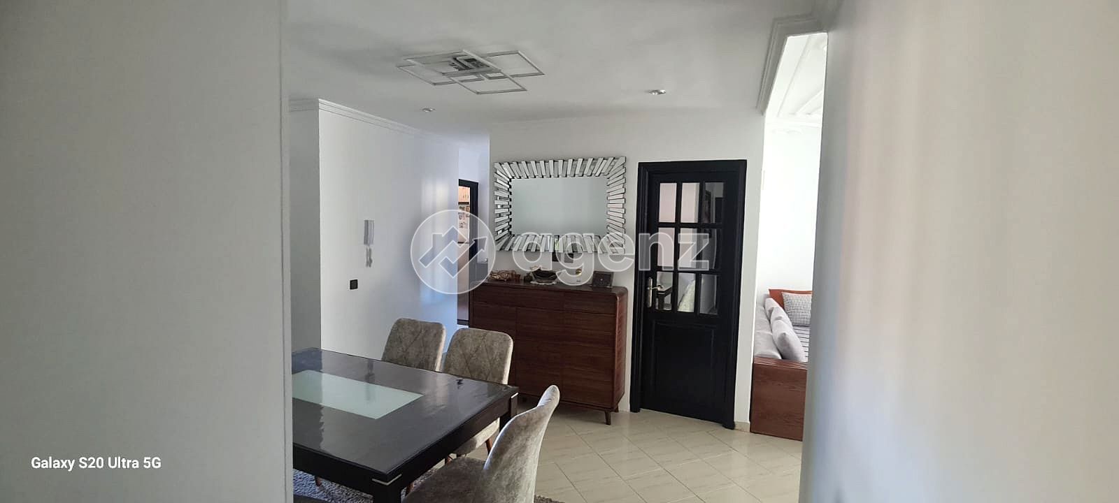 Lumineux appartement  à vendre à Roche noires  — 2