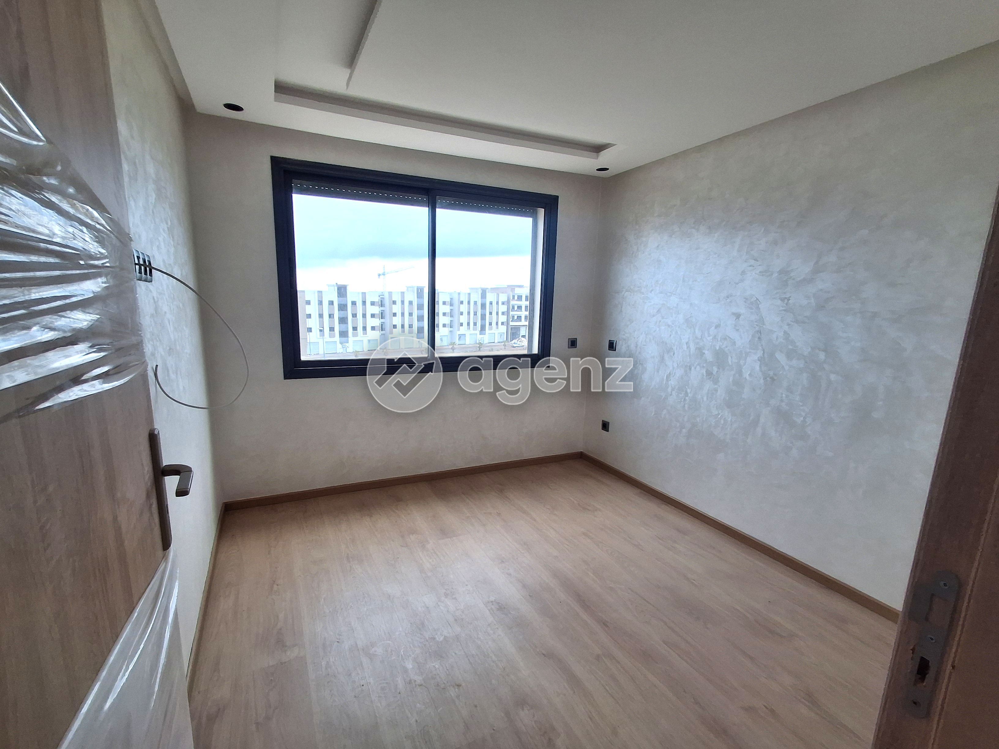 Magnifique Appartement de 3 chambres à vendre à Bouskoura — 5