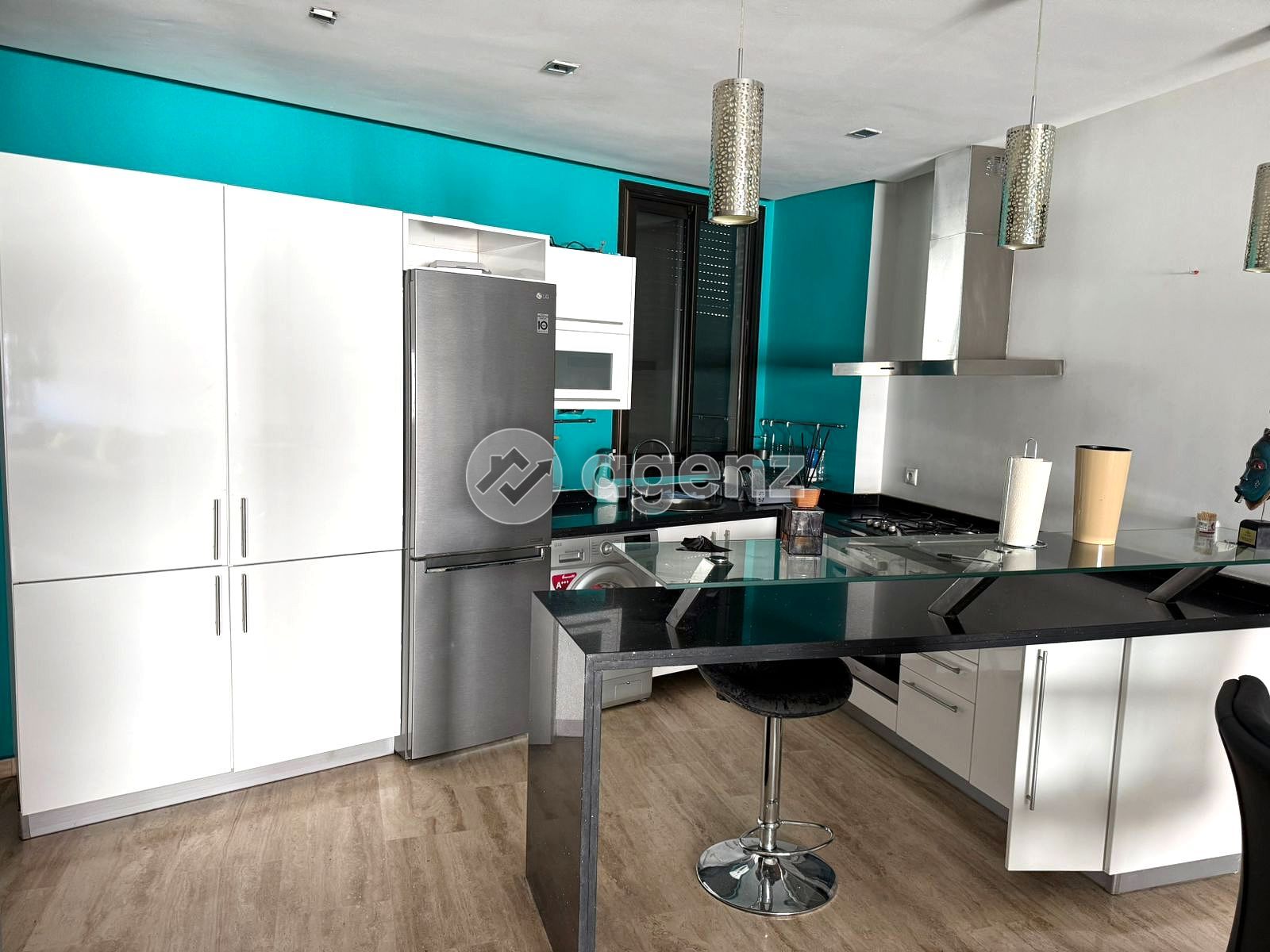 Luxueux Appartement de 1 chambre à vendre à Gauthier — 2