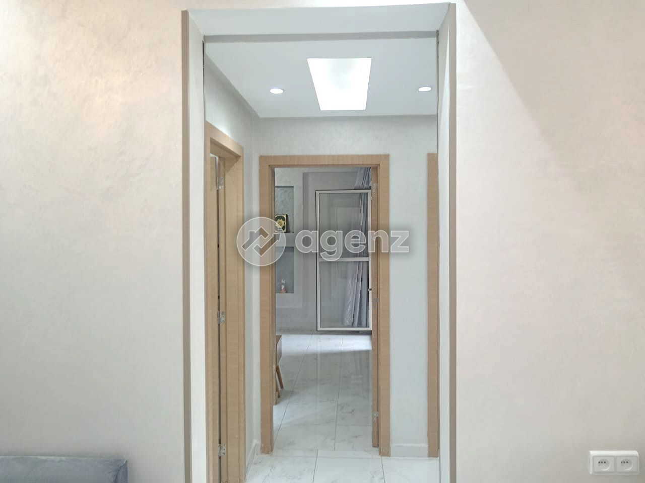 Magnifique Appartement de 2 chambres à vendre à Bouskoura — 3